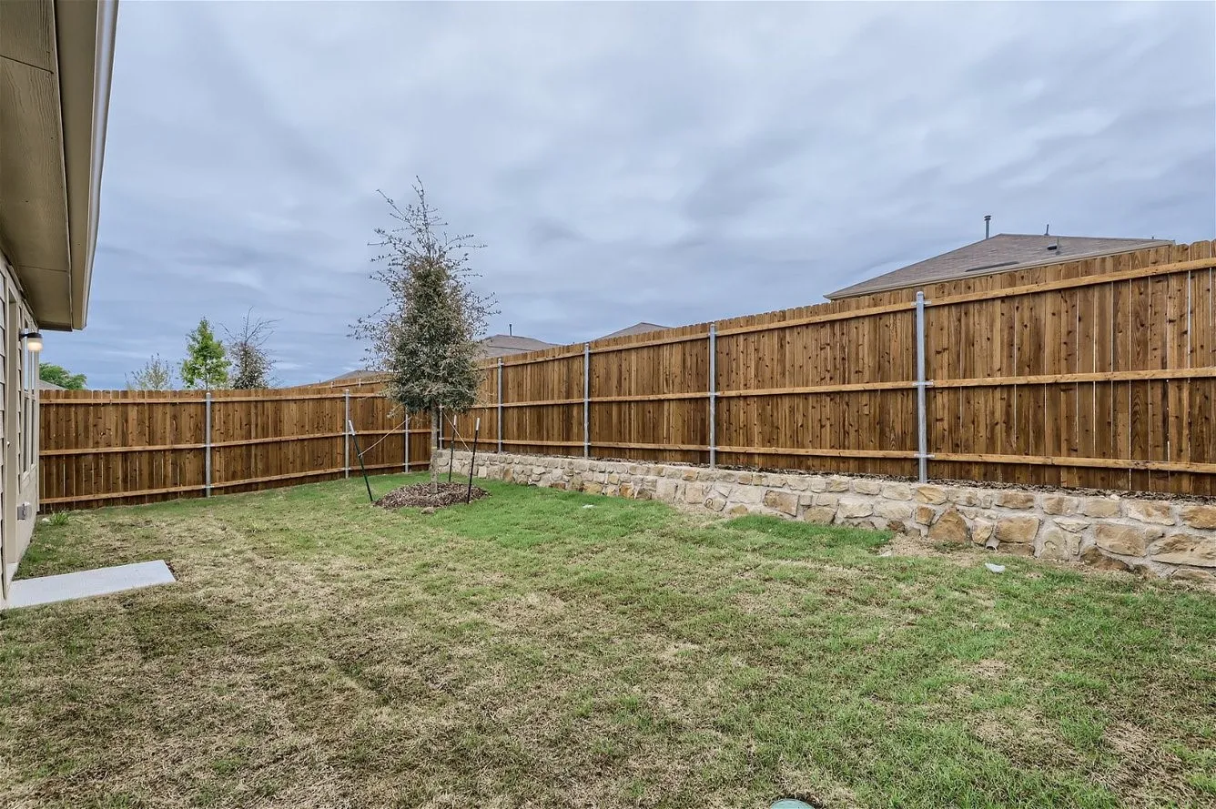 Sample Home in Neighborhood. Subject home will have same layout and finishes. Lot size varies.