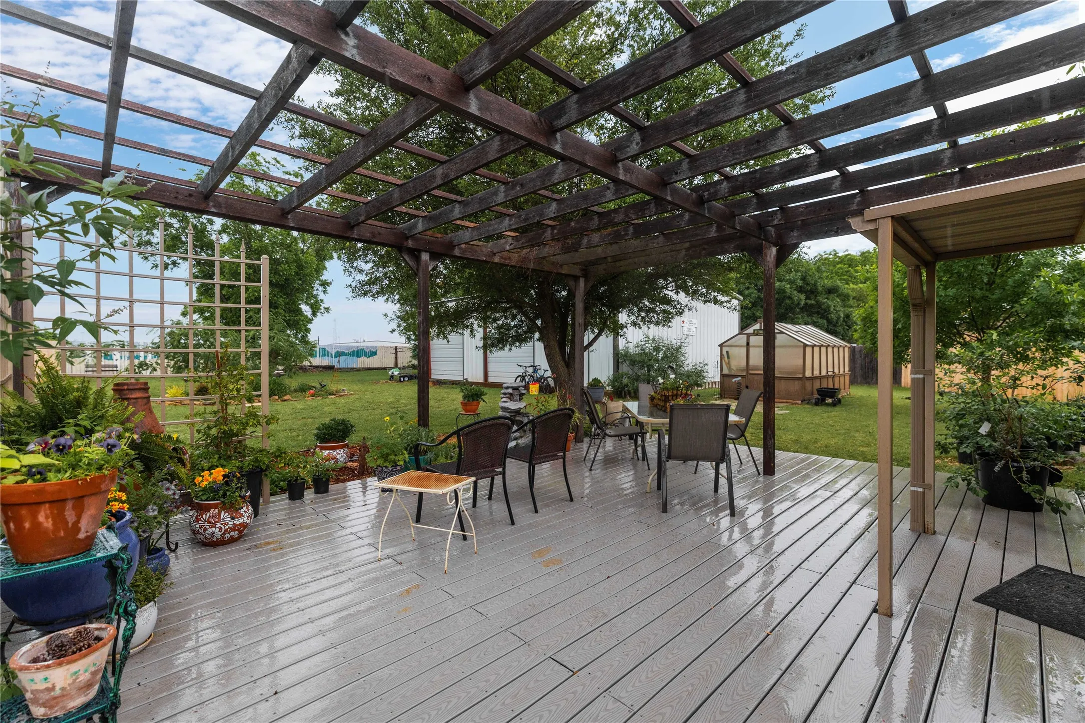 Single Family Residence For Sale in Brown County , 205 longhorn dr, Early, Texas 76802, 4 Bedroom, 3 Bathroom, Garage spaces, 2,347 Sqft, built in 1978, Price $335,000, mls#21257309, Real Estate Agent in Early, Homes For Sale in Brown county, Homes For Sale in Early, Realtor in Early Texas, Real Estate Brokerage Independent Realty Texas, Luminita Cordes Realtor