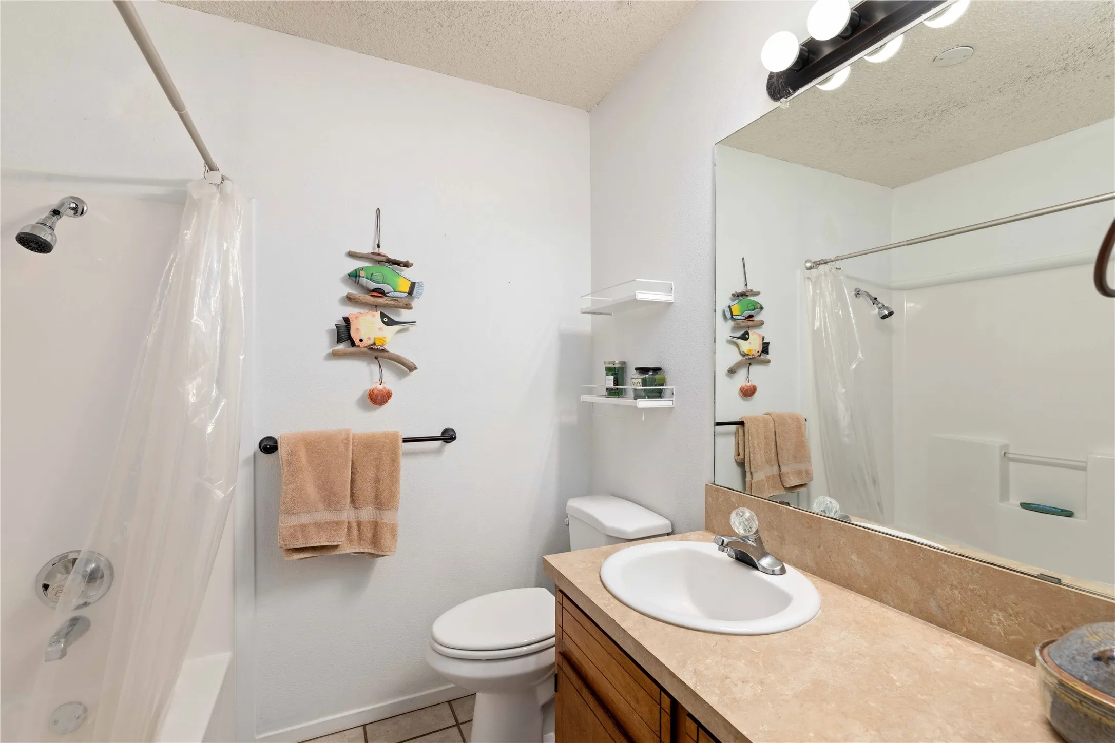 Single Family Residence For Sale in Brown County , 205 longhorn dr, Early, Texas 76802, 4 Bedroom, 3 Bathroom, Garage spaces, 2,347 Sqft, built in 1978, Price $335,000, mls#21257309, Real Estate Agent in Early, Homes For Sale in Brown county, Homes For Sale in Early, Realtor in Early Texas, Real Estate Brokerage Independent Realty Texas, Luminita Cordes Realtor