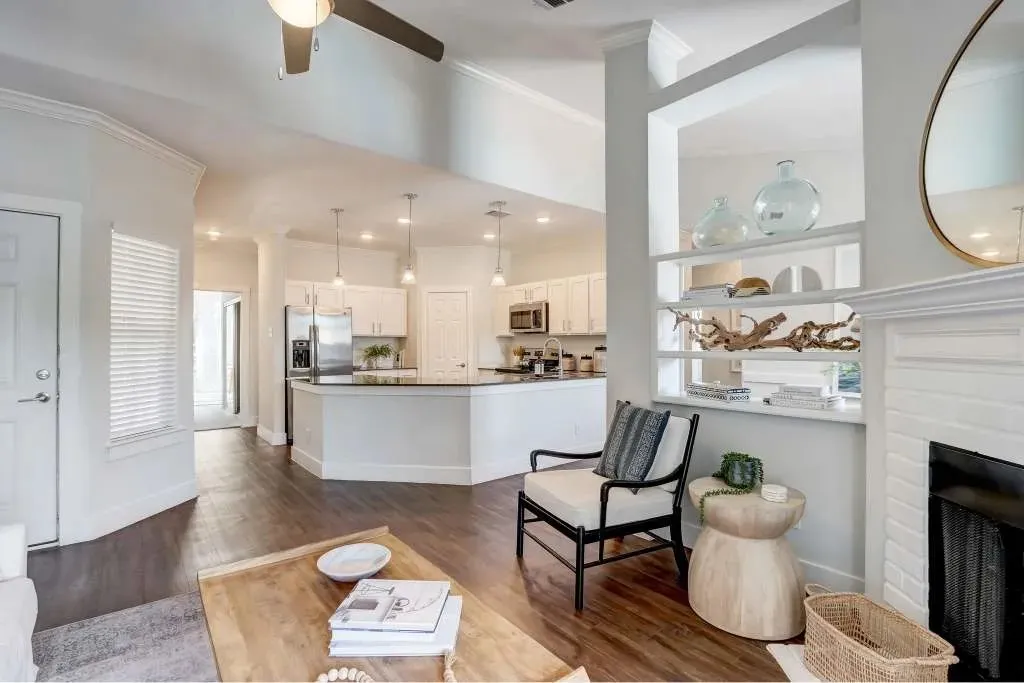 Model Home - Photos show the standard features but are NOT of the listed unit.