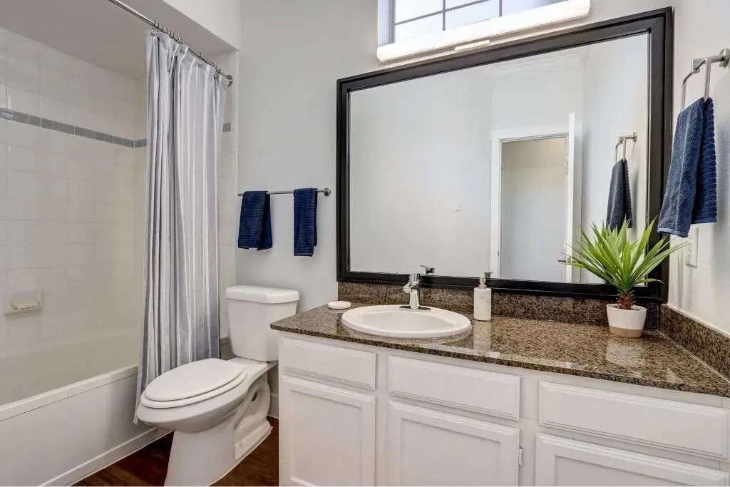Model Home - Photos show the standard features but are NOT of the listed unit.