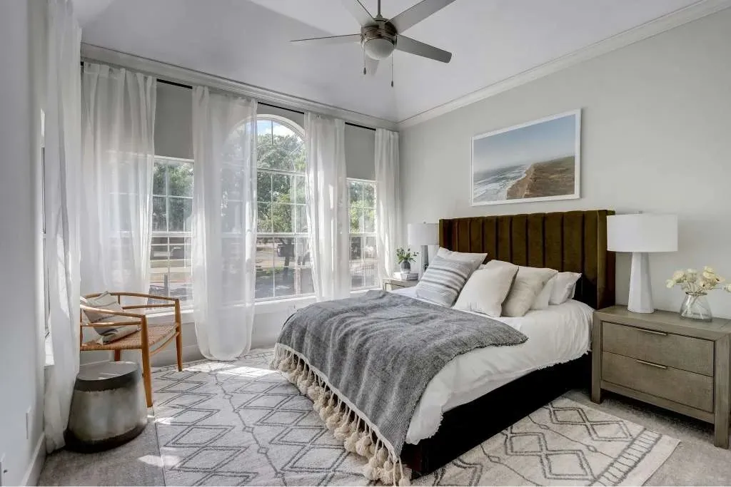 Model Home - Photos show the standard features but are NOT of the listed unit.
