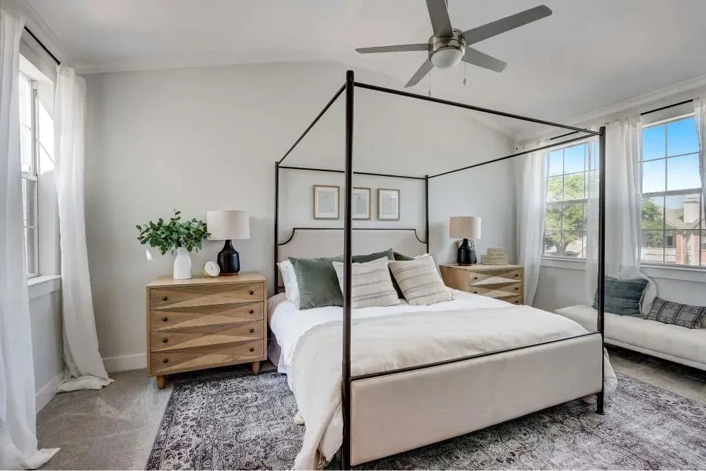 Model Home - Photos show the standard features but are NOT of the listed unit.