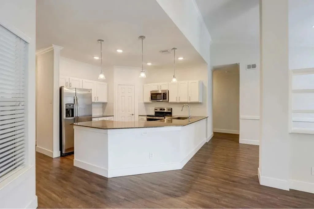 Model Home - Photos show the standard features but are NOT of the listed unit.