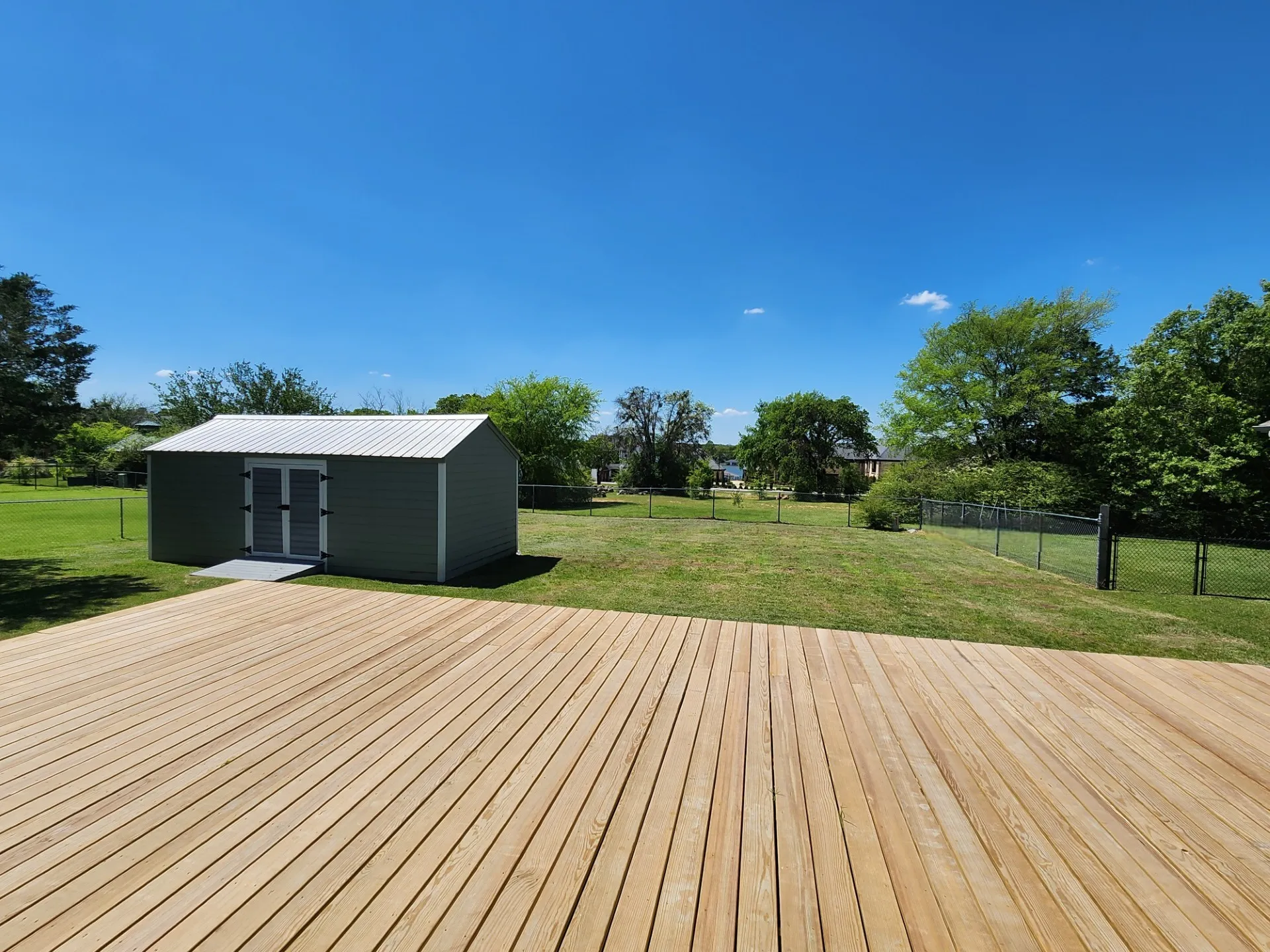 Single Family Residence For Sale in Cooke County , 124 SEQUOYA Drive E, Lake Kiowa, Texas 76240, 3 Bedroom, 2 Bathroom, 1 Garage spaces, 1,998 Sqft, built in 1980, Preowned, mls#21254872, Real Estate Agent in Lake Kiowa, Homes For Sale in Cooke county, Homes For Sale in Lake Kiowa, Realtor in Lake Kiowa Texas, Real Estate Brokerage Independent Realty Texas, Luminita Cordes Realtor