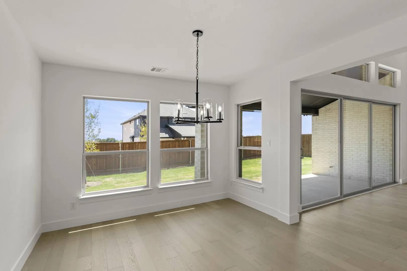 15. 609 Cherry Hurst - Nook