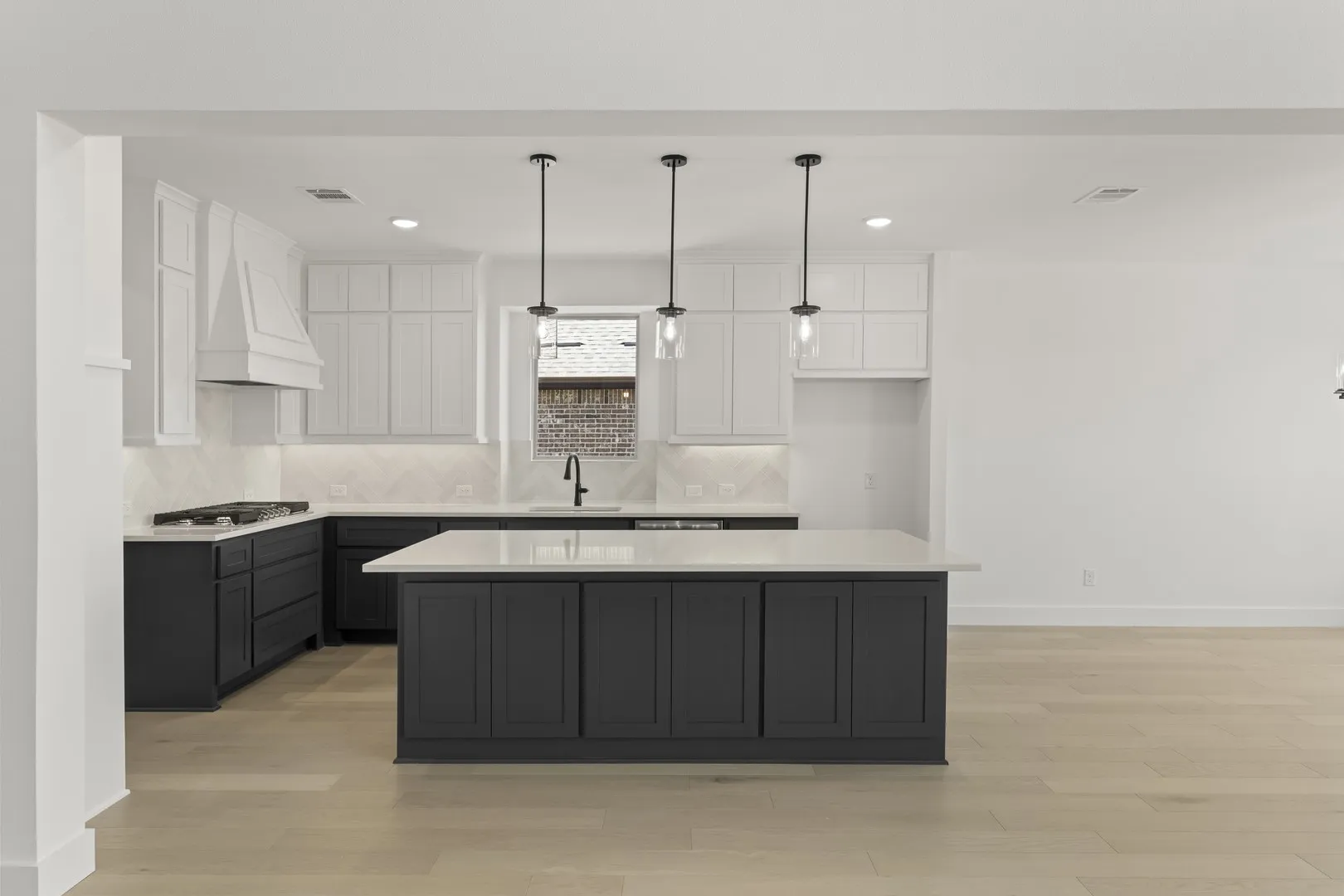 11. 609 Cherry Hurst - Kitchen