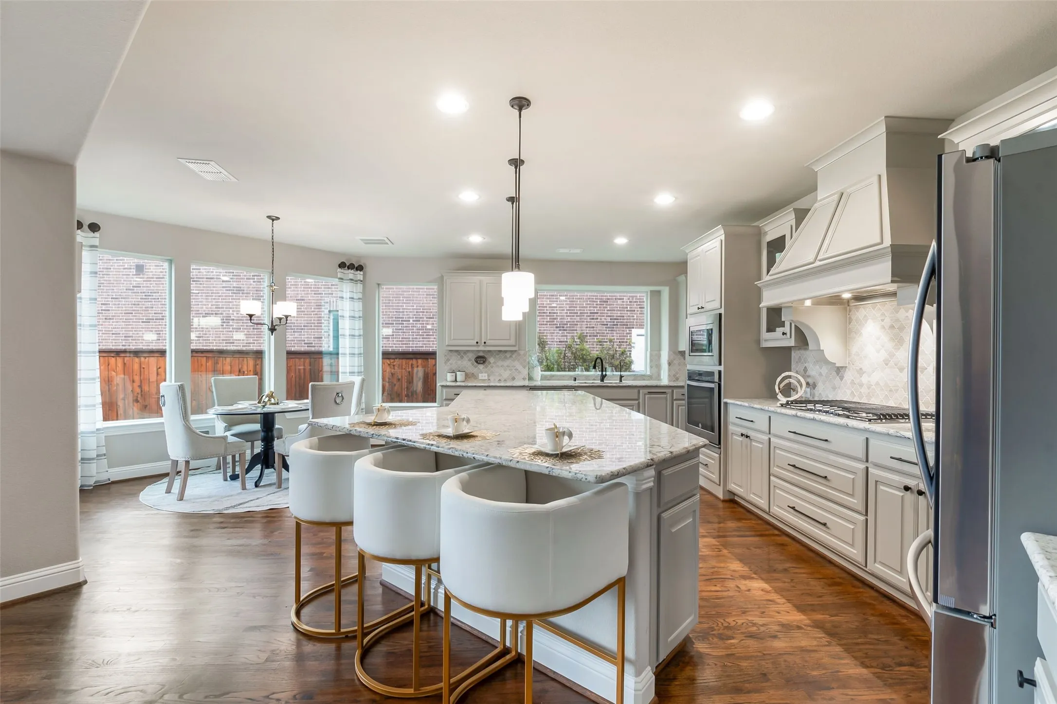Single Family Residence For Sale in Collin County , 11422 La Salle Road, Frisco, Texas 75035, 5 Bedroom, 4 Bathroom, 3 Garage spaces, 5,059 Sqft, built in 2016, Preowned, mls#21251993, Real Estate Agent in Frisco, Homes For Sale in Collin county, Homes For Sale in Frisco, Realtor in Frisco Texas, Real Estate Brokerage Independent Realty Texas, Luminita Cordes Realtor
