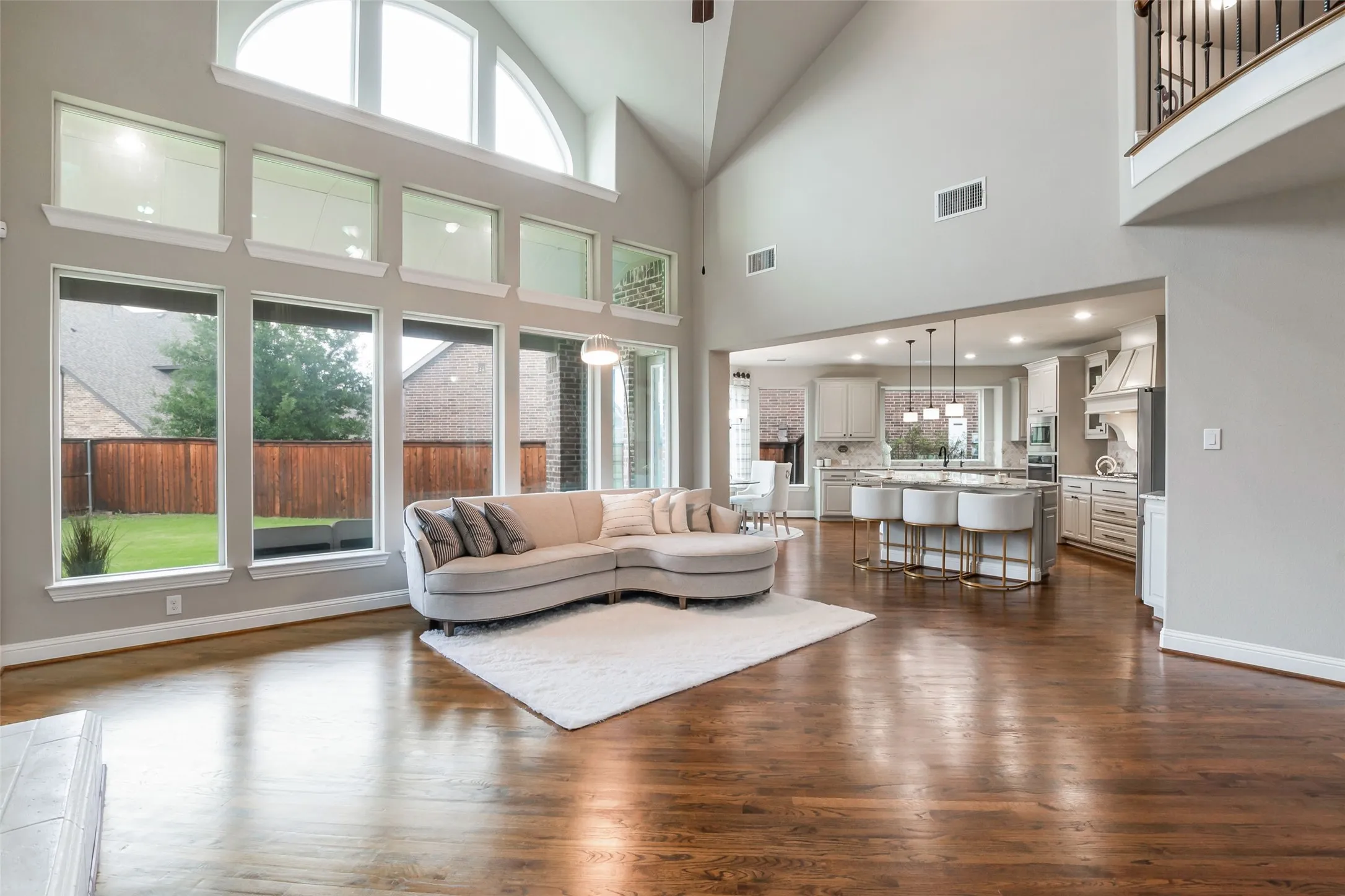 Single Family Residence For Sale in Collin County , 11422 La Salle Road, Frisco, Texas 75035, 5 Bedroom, 4 Bathroom, 3 Garage spaces, 5,059 Sqft, built in 2016, Preowned, mls#21251993, Real Estate Agent in Frisco, Homes For Sale in Collin county, Homes For Sale in Frisco, Realtor in Frisco Texas, Real Estate Brokerage Independent Realty Texas, Luminita Cordes Realtor