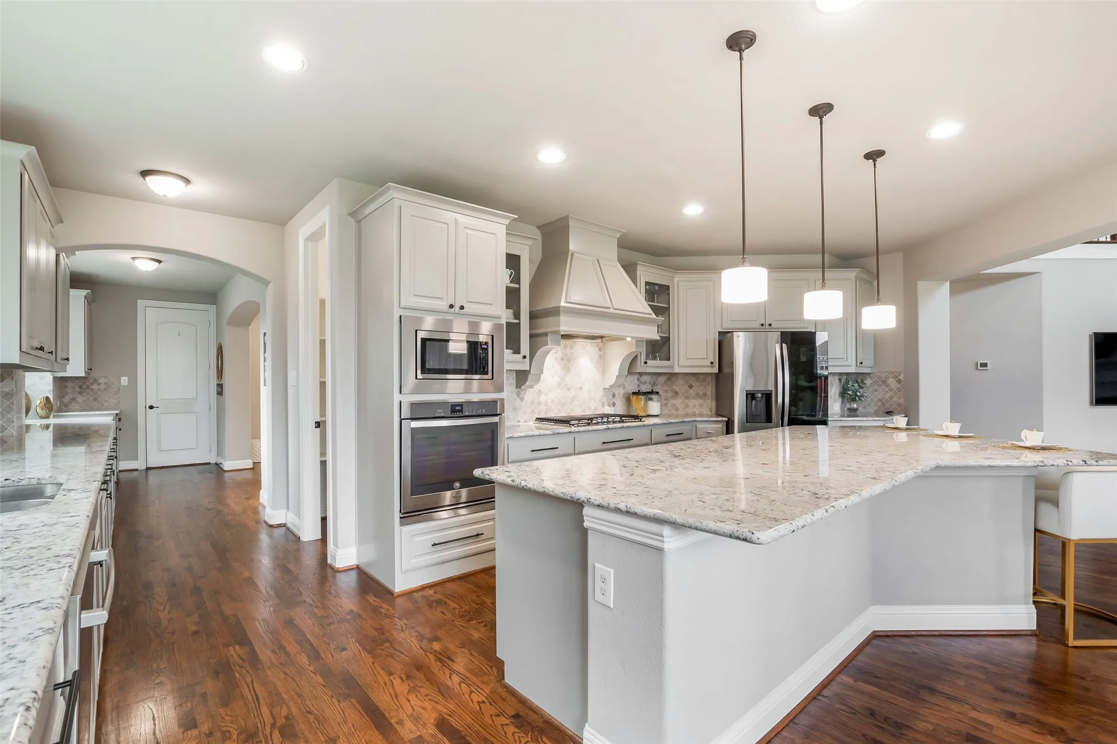 Single Family Residence For Sale in Collin County , 11422 La Salle Road, Frisco, Texas 75035, 5 Bedroom, 4 Bathroom, 3 Garage spaces, 5,059 Sqft, built in 2016, Preowned, mls#21251993, Real Estate Agent in Frisco, Homes For Sale in Collin county, Homes For Sale in Frisco, Realtor in Frisco Texas, Real Estate Brokerage Independent Realty Texas, Luminita Cordes Realtor