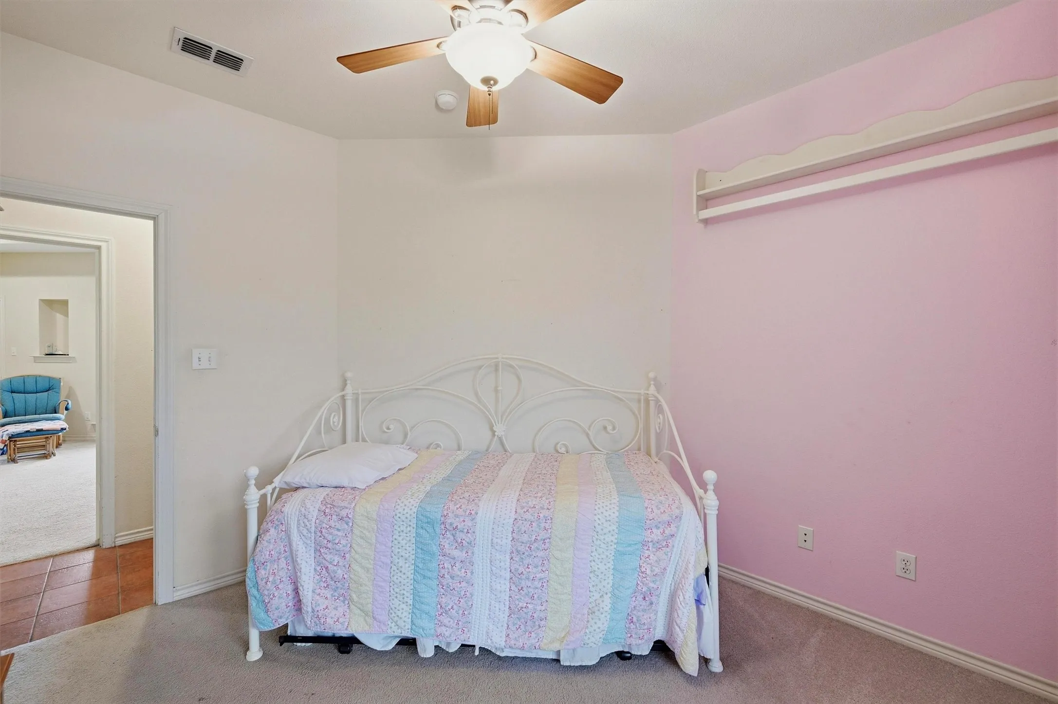 Single Family Residence For Sale in Grayson County , 66 Tucker Street, Pottsboro, Texas 75076, 4 Bedroom, 3 Bathroom, 3 Garage spaces, 2,215 Sqft, built in 2004, Preowned, mls#21254207, Real Estate Agent in Pottsboro, Homes For Sale in Grayson county, Homes For Sale in Pottsboro, Realtor in Pottsboro Texas, Real Estate Brokerage Independent Realty Texas, Luminita Cordes Realtor