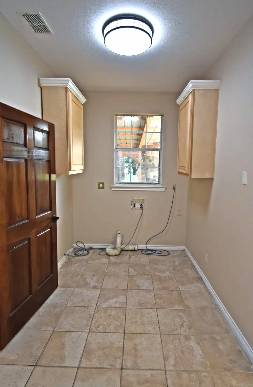Single Family Residence For Sale in Wood County , 1489 County Road 1858, Yantis, Texas 75497, 3 Bedrooms, 2 Bathrooms, 2 Garage spaces, 2,630 Sqft, built in 0, Preowned, Price $449,000, mls#21257229, Real Estate Agent in Yantis, Homes For Sale in Wood county, Homes For Sale in Yantis, Realtor in Yantis Texas, Real Estate Brokerage Independent Realty Texas, Luminita Cordes Realtor