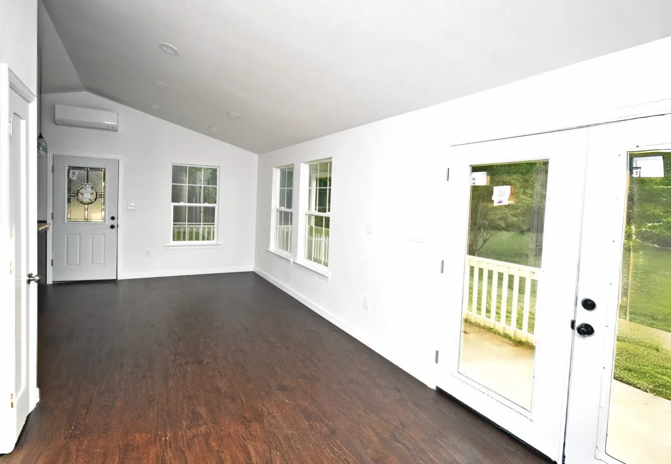 Single Family Residence For Sale in Wood County , 1489 County Road 1858, Yantis, Texas 75497, 3 Bedrooms, 2 Bathrooms, 2 Garage spaces, 2,630 Sqft, built in 0, Preowned, Price $449,000, mls#21257229, Real Estate Agent in Yantis, Homes For Sale in Wood county, Homes For Sale in Yantis, Realtor in Yantis Texas, Real Estate Brokerage Independent Realty Texas, Luminita Cordes Realtor