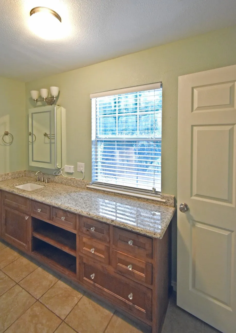 Single Family Residence For Sale in Wood County , 1489 County Road 1858, Yantis, Texas 75497, 3 Bedrooms, 2 Bathrooms, 2 Garage spaces, 2,630 Sqft, built in 0, Preowned, Price $449,000, mls#21257229, Real Estate Agent in Yantis, Homes For Sale in Wood county, Homes For Sale in Yantis, Realtor in Yantis Texas, Real Estate Brokerage Independent Realty Texas, Luminita Cordes Realtor