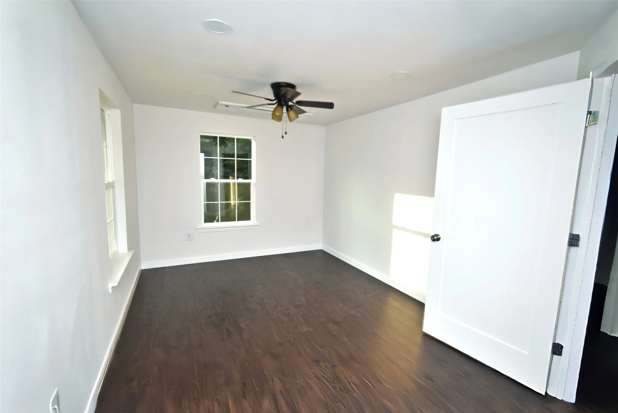Single Family Residence For Sale in Wood County , 1489 County Road 1858, Yantis, Texas 75497, 3 Bedrooms, 2 Bathrooms, 2 Garage spaces, 2,630 Sqft, built in 0, Preowned, Price $449,000, mls#21257229, Real Estate Agent in Yantis, Homes For Sale in Wood county, Homes For Sale in Yantis, Realtor in Yantis Texas, Real Estate Brokerage Independent Realty Texas, Luminita Cordes Realtor