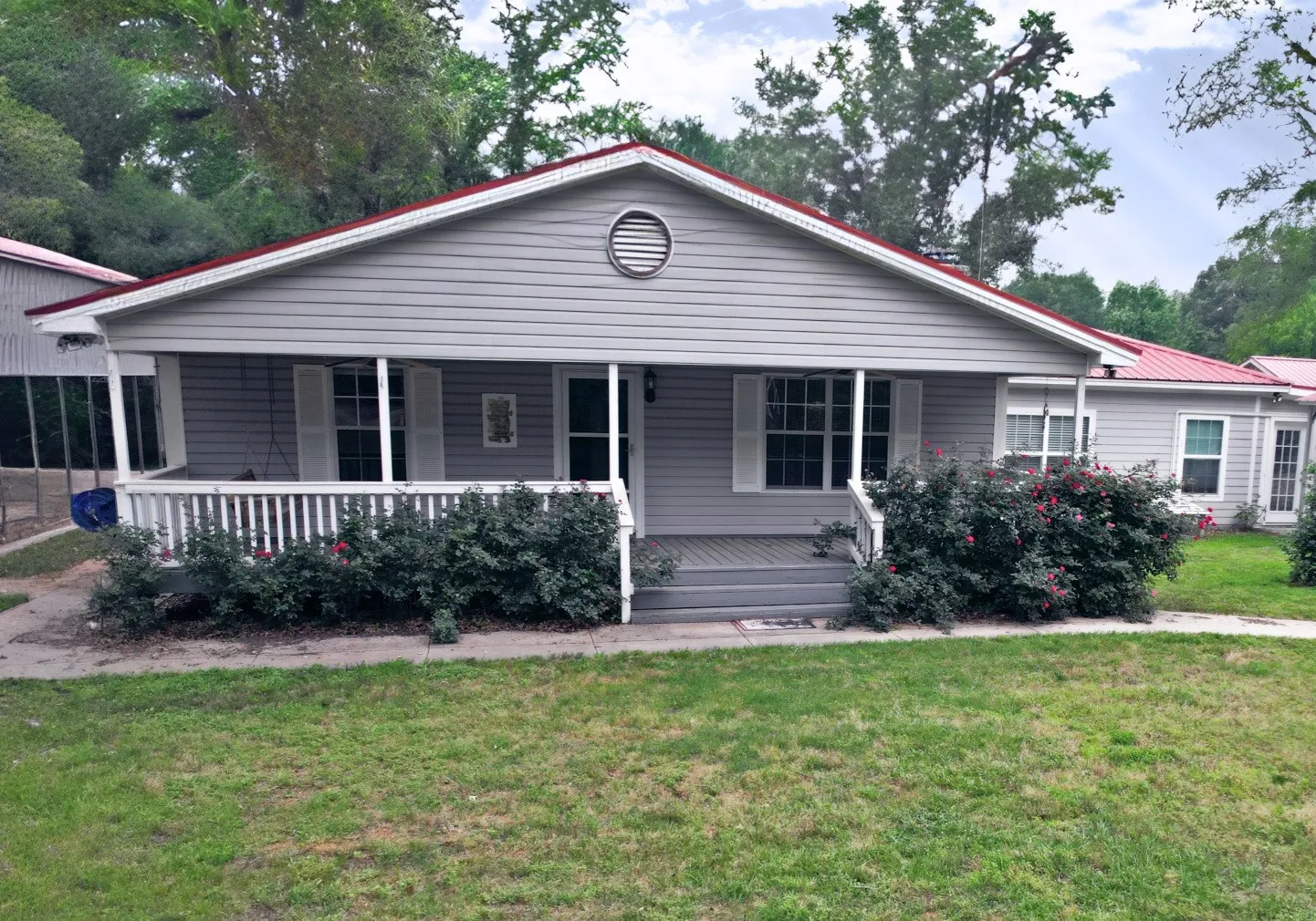 Single Family Residence For Sale in Wood County , 1489 County Road 1858, Yantis, Texas 75497, 3 Bedrooms, 2 Bathrooms, 2 Garage spaces, 2,630 Sqft, built in 0, Preowned, Price $449,000, mls#21257229, Real Estate Agent in Yantis, Homes For Sale in Wood county, Homes For Sale in Yantis, Realtor in Yantis Texas, Real Estate Brokerage Independent Realty Texas, Luminita Cordes Realtor
