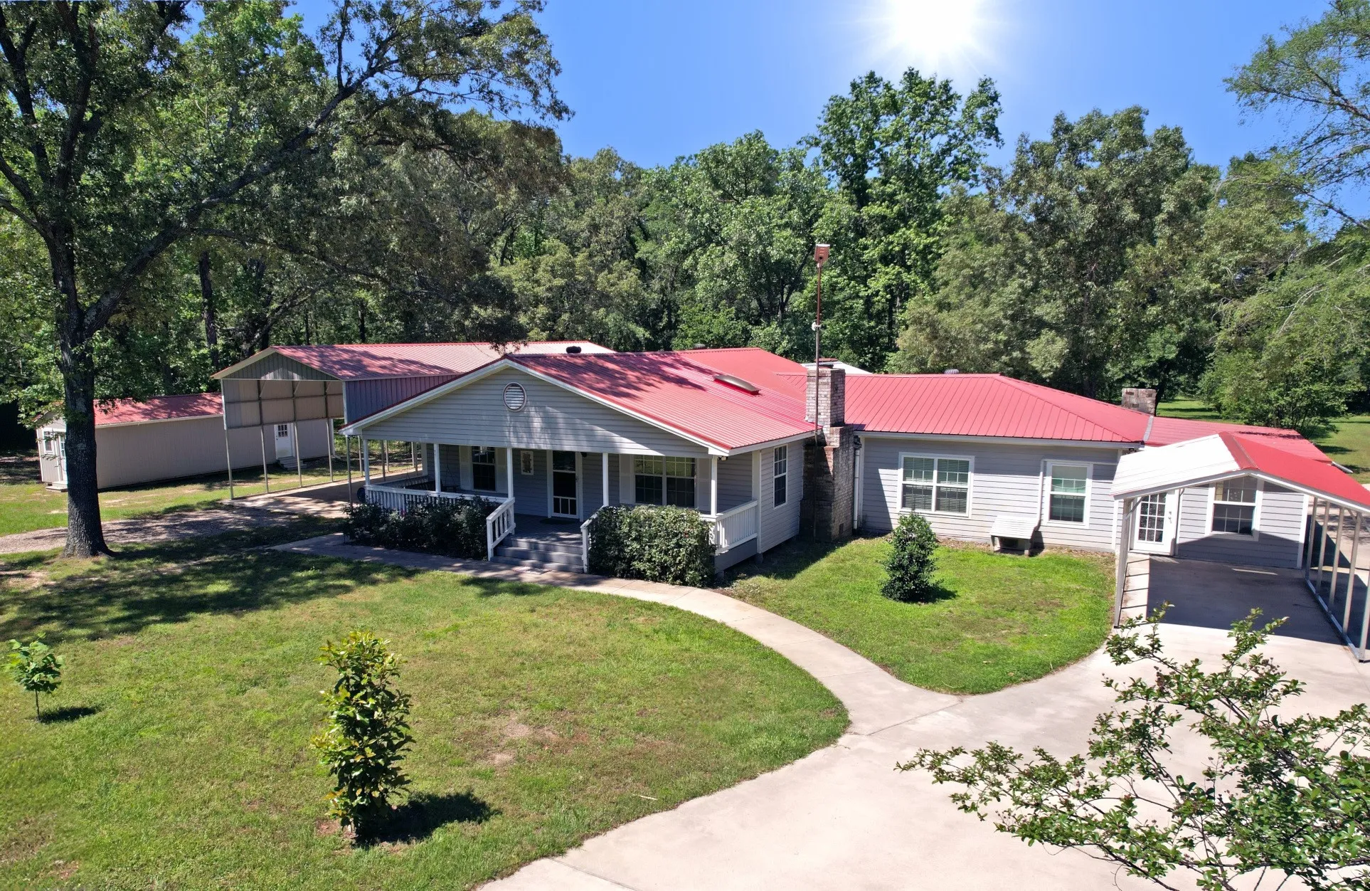 Single Family Residence For Sale in Wood County , 1489 County Road 1858, Yantis, Texas 75497, 3 Bedrooms, 2 Bathrooms, 2 Garage spaces, 2,630 Sqft, built in 0, Preowned, Price $449,000, mls#21257229, Real Estate Agent in Yantis, Homes For Sale in Wood county, Homes For Sale in Yantis, Realtor in Yantis Texas, Real Estate Brokerage Independent Realty Texas, Luminita Cordes Realtor