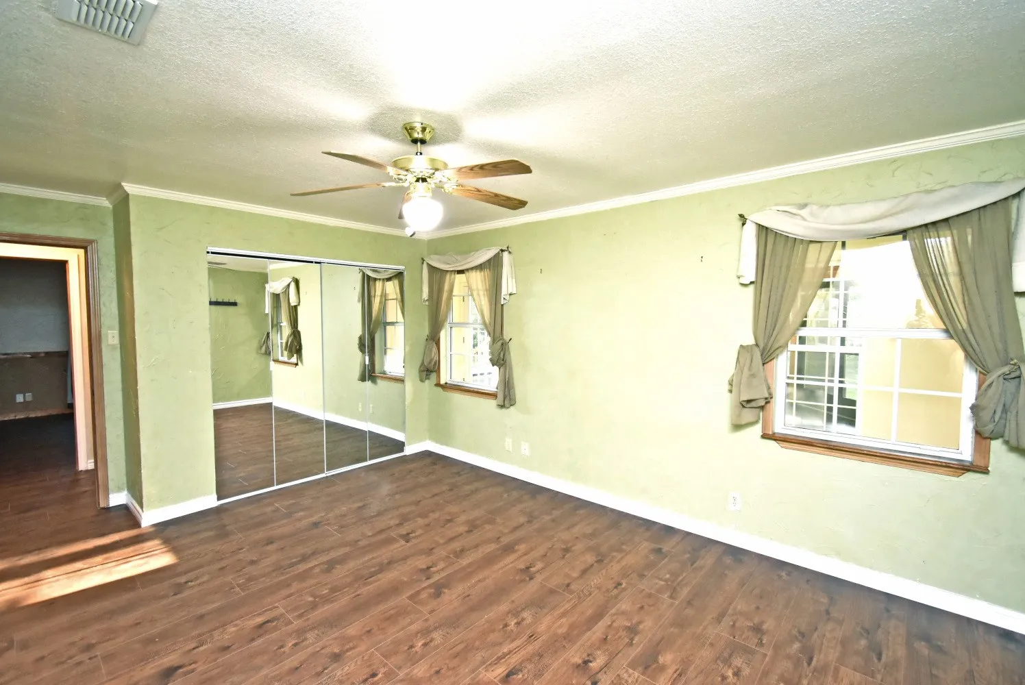 Single Family Residence For Sale in Wood County , 1489 County Road 1858, Yantis, Texas 75497, 3 Bedrooms, 2 Bathrooms, 2 Garage spaces, 2,630 Sqft, built in 0, Preowned, Price $449,000, mls#21257229, Real Estate Agent in Yantis, Homes For Sale in Wood county, Homes For Sale in Yantis, Realtor in Yantis Texas, Real Estate Brokerage Independent Realty Texas, Luminita Cordes Realtor