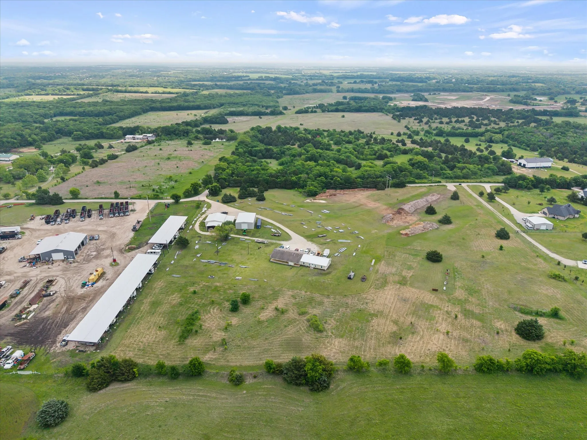 Overview of acreage and buildings