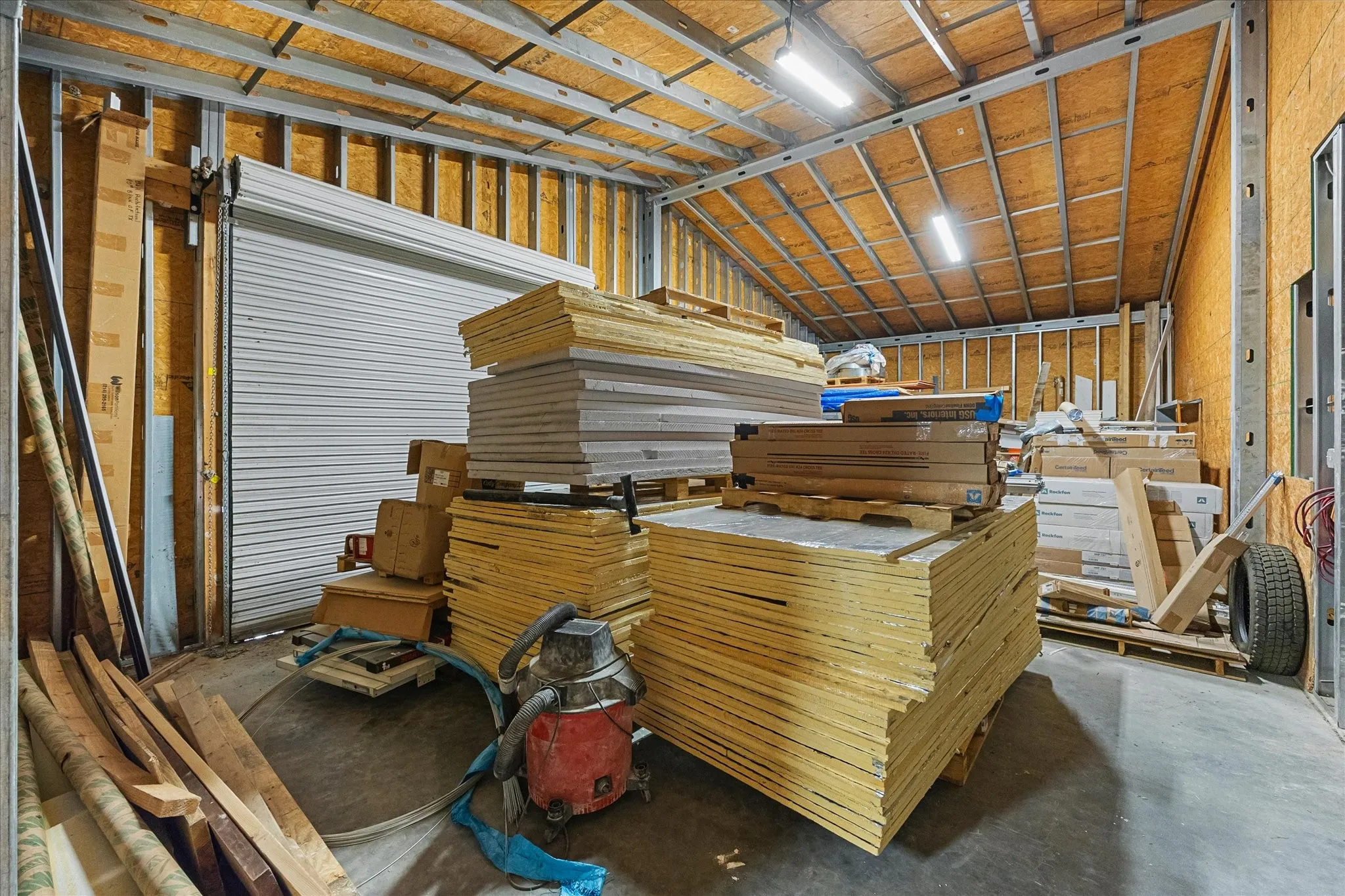 Overhead door is a plus!