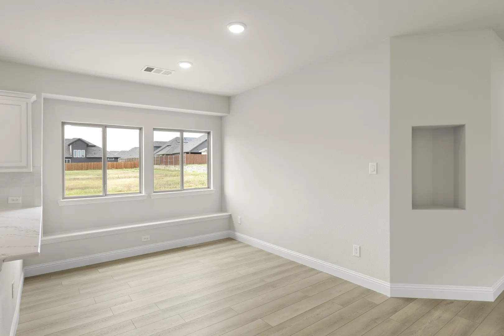 1728 Meadow Crest - Dining (2)