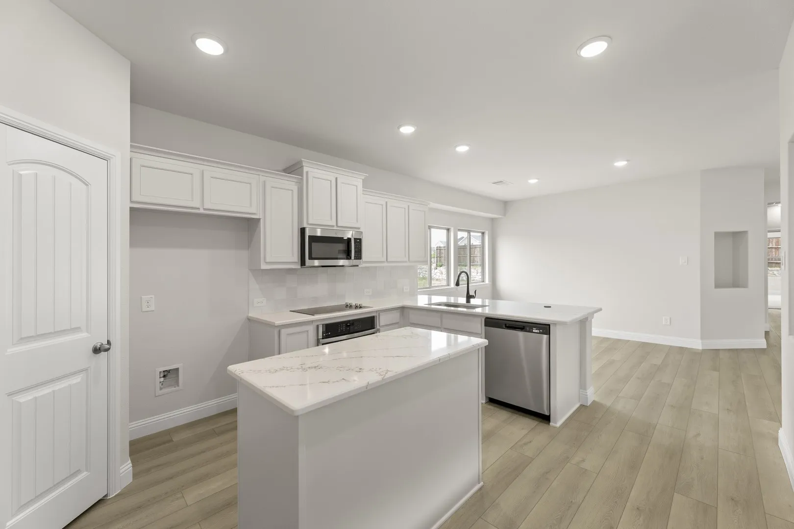 1728 Meadow Crest - Kitchen (3)