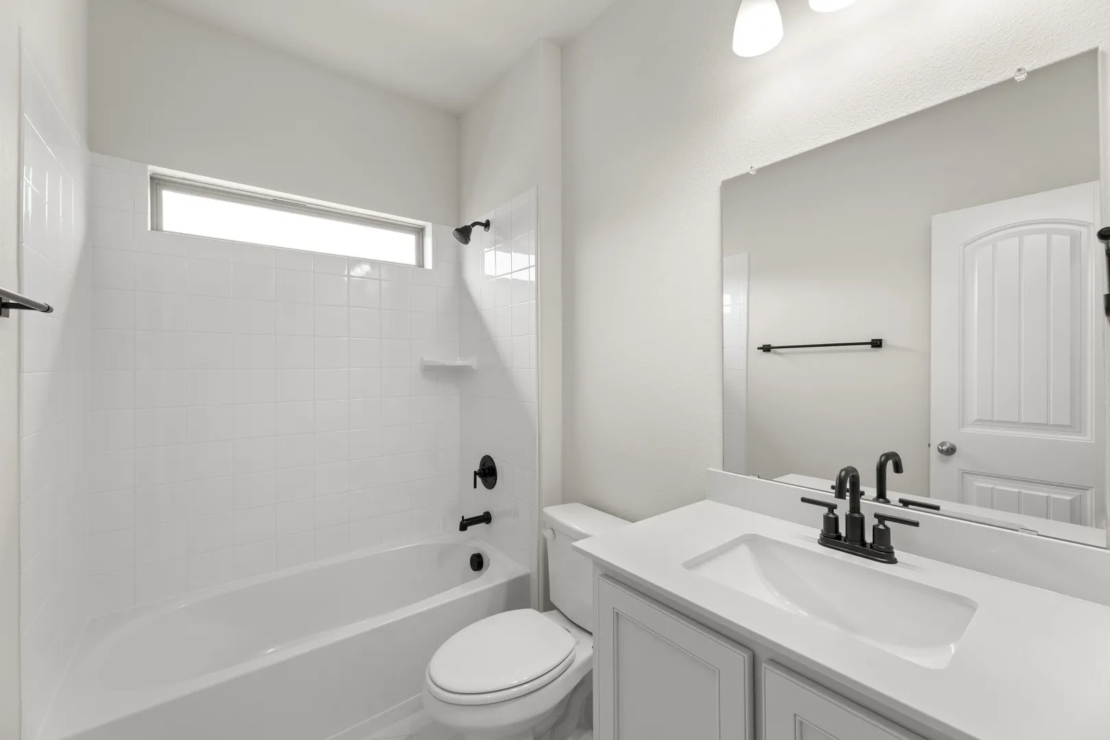 1728 Meadow Crest - 2ND Bath