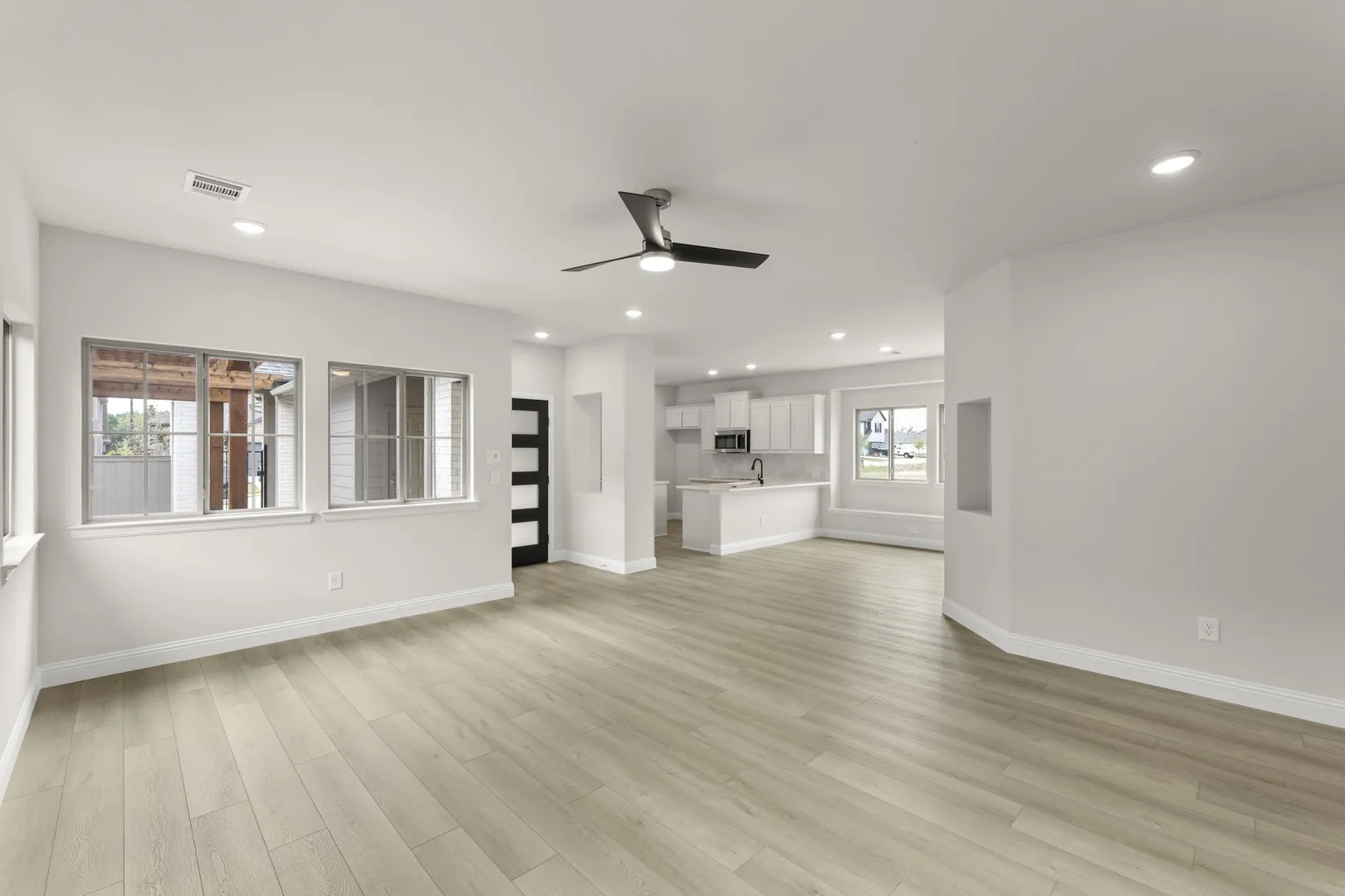 1728 Meadow Crest - Family (3)
