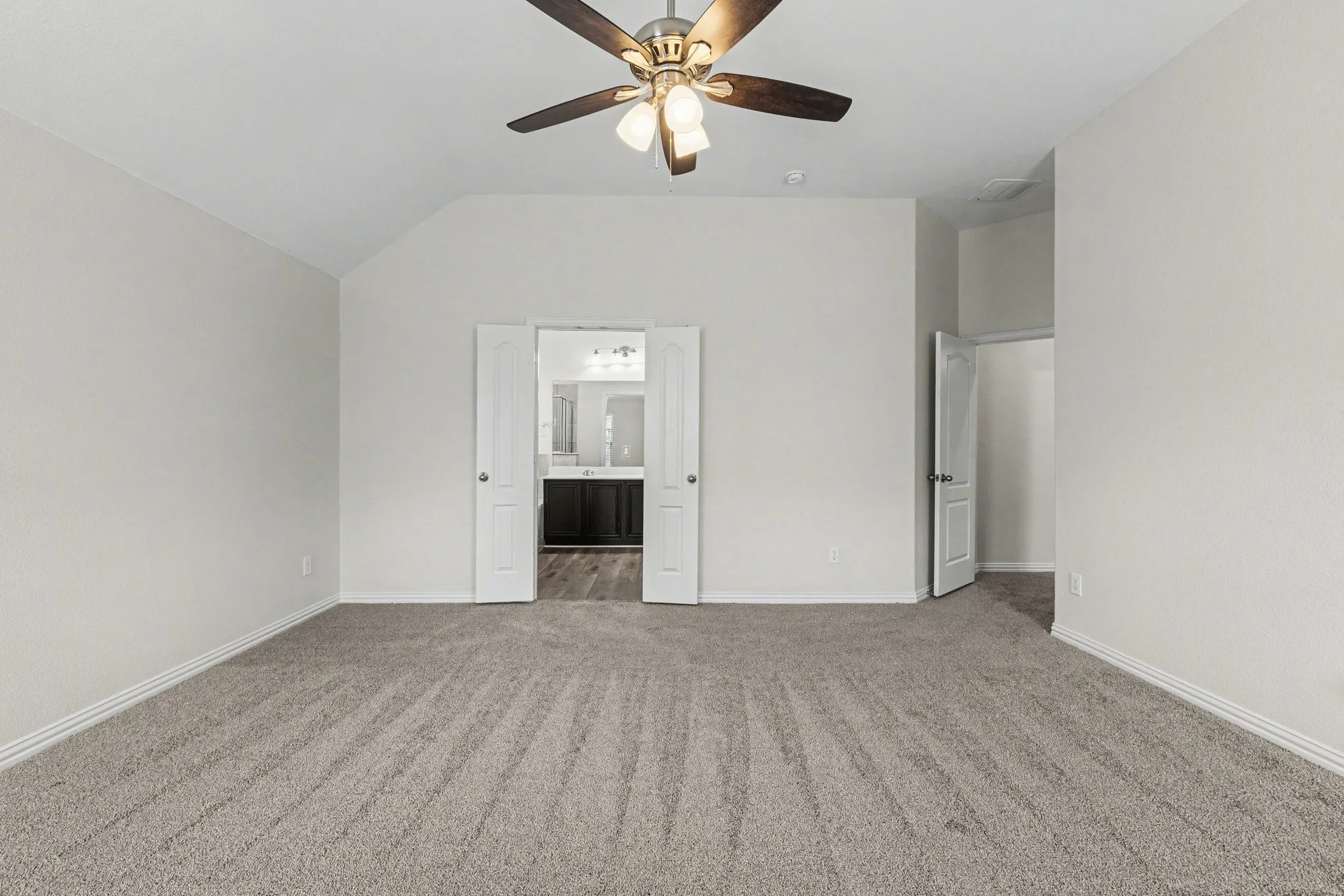 Single Family Residence For Sale in Denton County , 2617 Annamarie Drive, Little Elm, Texas 75068, 4 Bedroom, 2 Bathroom, 2 Garage spaces, 2,021 Sqft, built in 2014, mls#21257418, Real Estate Agent in Little Elm, Homes For Sale in Denton county, Homes For Sale in Little Elm, Realtor in Little Elm Texas, Real Estate Brokerage Independent Realty Texas, Luminita Cordes Realtor