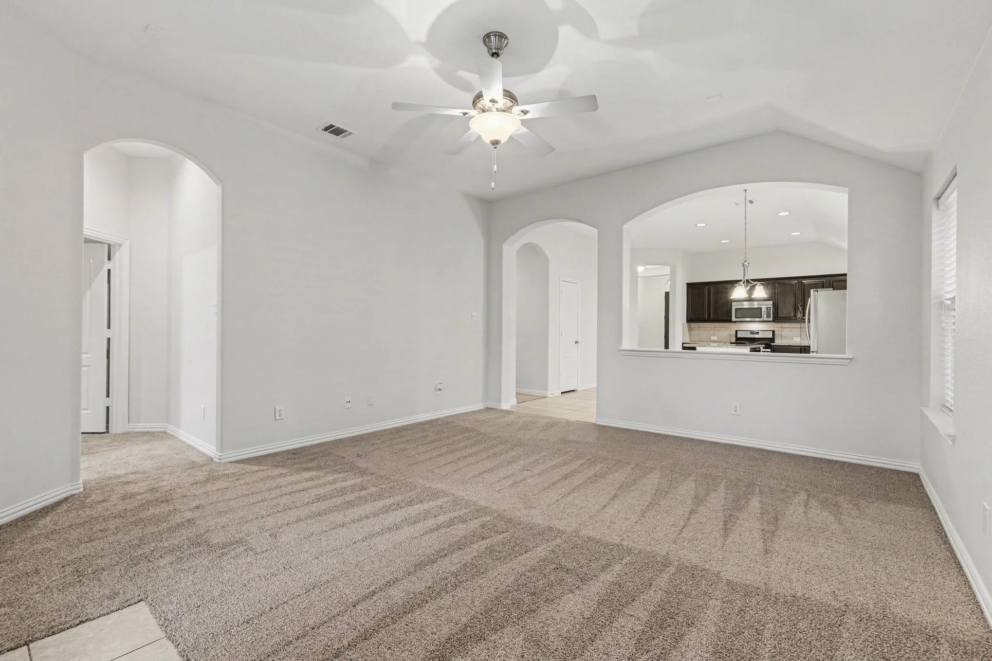 Single Family Residence For Sale in Denton County , 2617 Annamarie Drive, Little Elm, Texas 75068, 4 Bedroom, 2 Bathroom, 2 Garage spaces, 2,021 Sqft, built in 2014, mls#21257418, Real Estate Agent in Little Elm, Homes For Sale in Denton county, Homes For Sale in Little Elm, Realtor in Little Elm Texas, Real Estate Brokerage Independent Realty Texas, Luminita Cordes Realtor