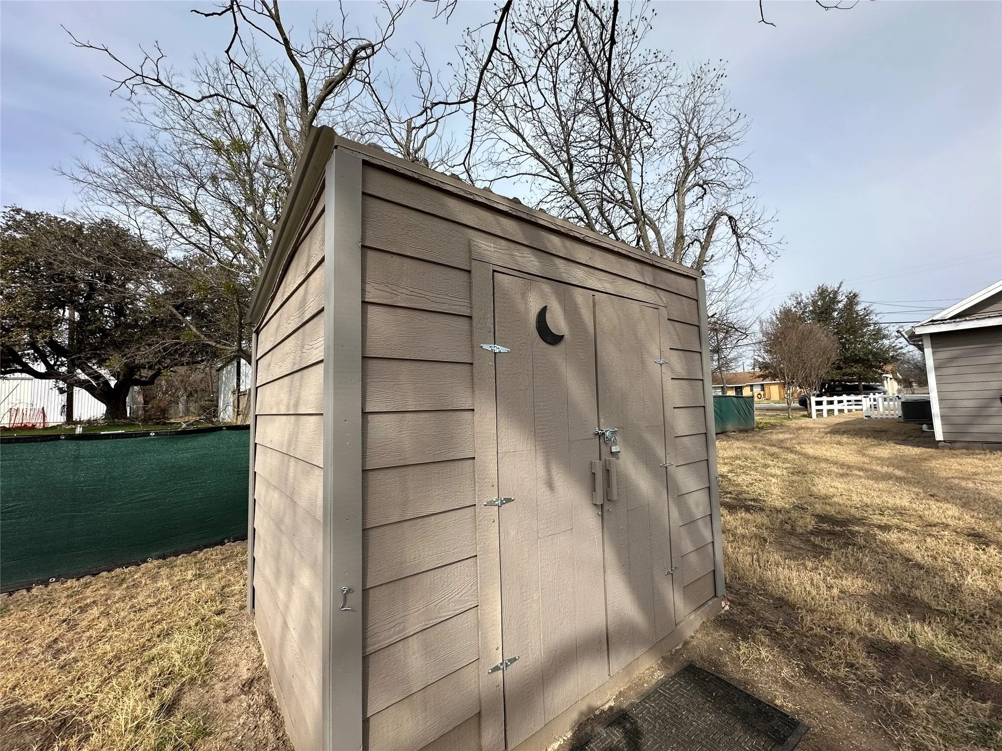 Single Family Residence For Sale in Comanche County , 506 W Grand Avenue, Comanche, Texas 76442, 2 Bedroom, 1 Bathroom, Garage spaces, 988 Sqft, built in 1940, Preowned, mls#21256702, Real Estate Agent in Comanche, Homes For Sale in Comanche county, Homes For Sale in Comanche, Realtor in Comanche Texas, Real Estate Brokerage Independent Realty Texas, Luminita Cordes Realtor