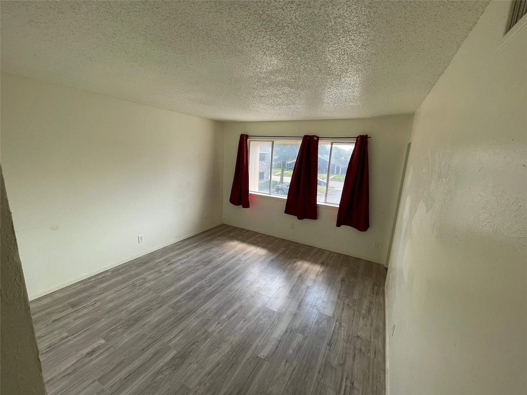 Condominium For Sale in Dallas County , 2313 Trellis Place, Richardson, Texas 75081, 3 Bedrooms, 3 Bathrooms, Garage spaces, 1,314 Sqft, built in 1973, Price $225,000, mls#21251324, Real Estate Agent in Richardson, Homes For Sale in Dallas county, Homes For Sale in Richardson, Realtor in Richardson Texas, Real Estate Brokerage Independent Realty Texas, Luminita Cordes Realtor