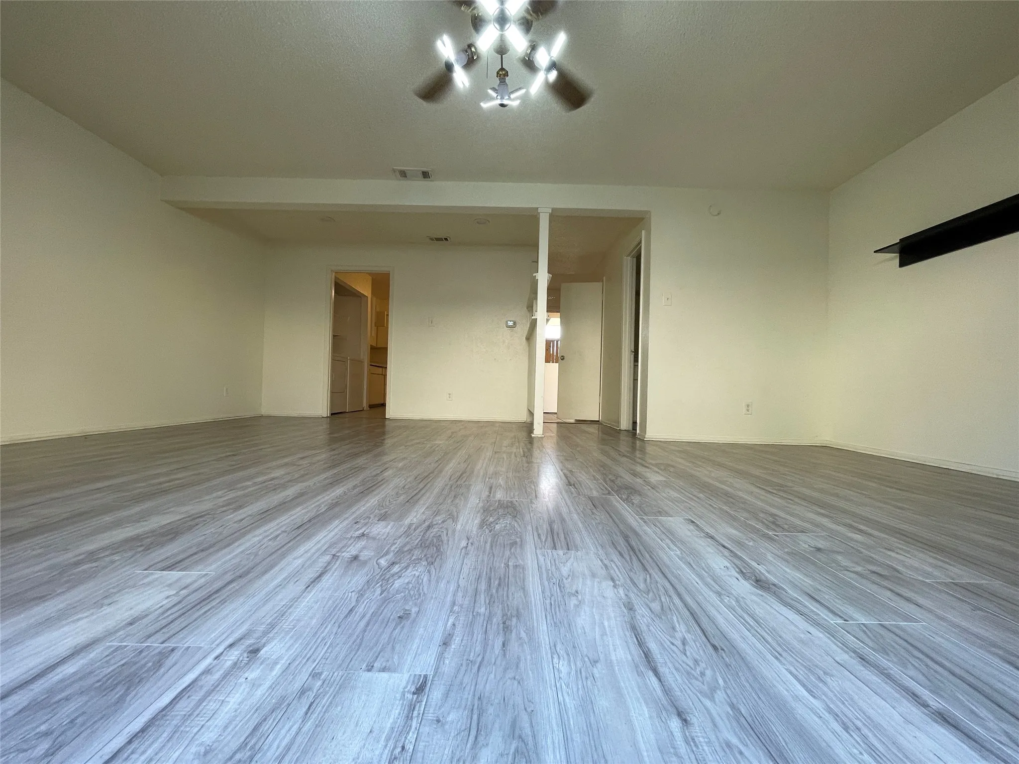 Condominium For Sale in Dallas County , 2313 Trellis Place, Richardson, Texas 75081, 3 Bedrooms, 3 Bathrooms, Garage spaces, 1,314 Sqft, built in 1973, Price $225,000, mls#21251324, Real Estate Agent in Richardson, Homes For Sale in Dallas county, Homes For Sale in Richardson, Realtor in Richardson Texas, Real Estate Brokerage Independent Realty Texas, Luminita Cordes Realtor