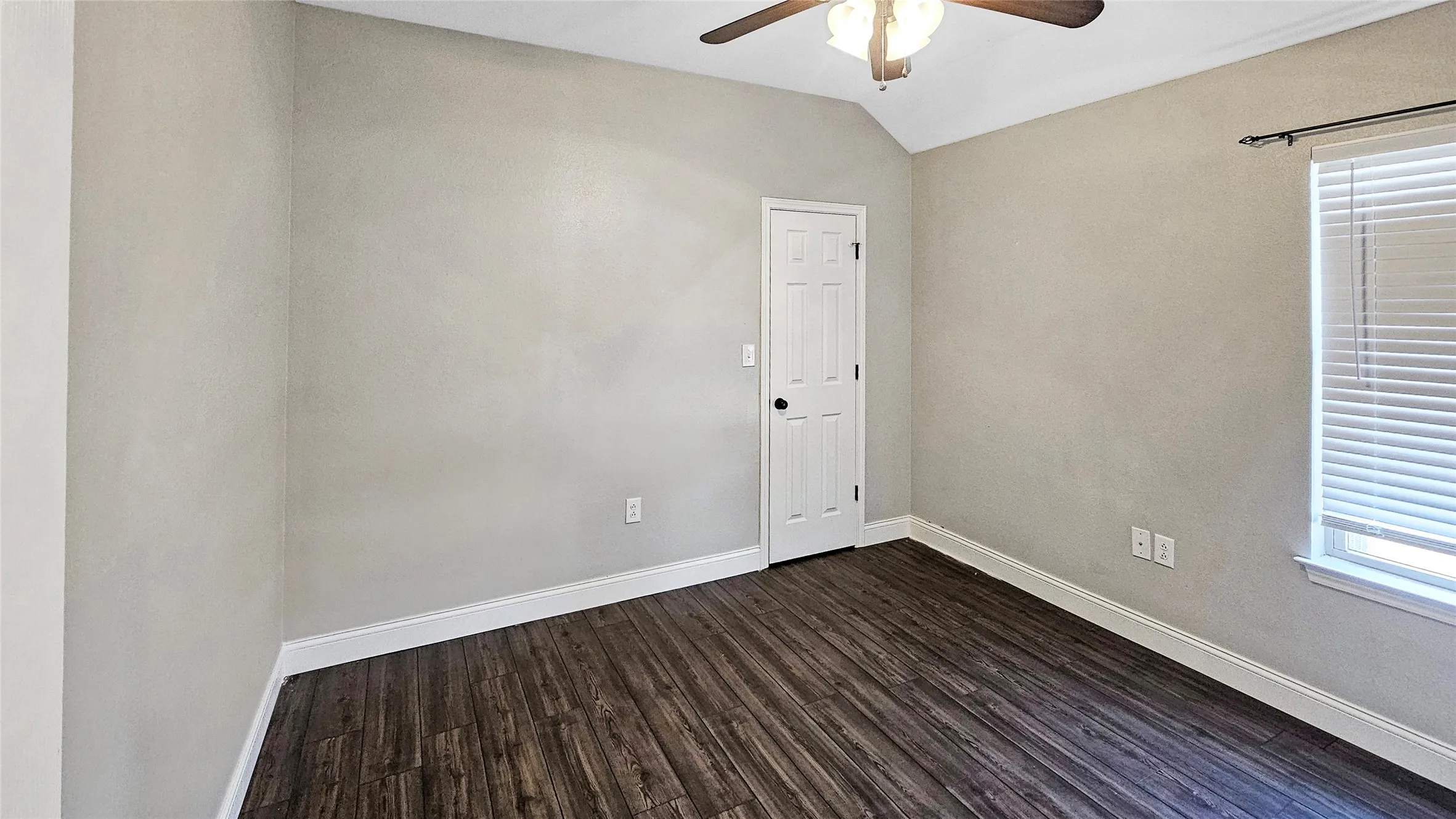 Single Family Residence For Rent in Taylor County , 914 Key Lane, Abilene, Texas 79602, 4 Bedrooms, 2 Bathrooms, 2 Garage spaces, 1,532 Sqft, built in 2014, Price $3,000, mls#21257465, Real Estate Agent in Abilene, Homes For Rent in Taylor county, Homes For Rent in Abilene, Realtor in Abilene Texas, Real Estate Brokerage Independent Realty Texas, Luminita Cordes Realtor