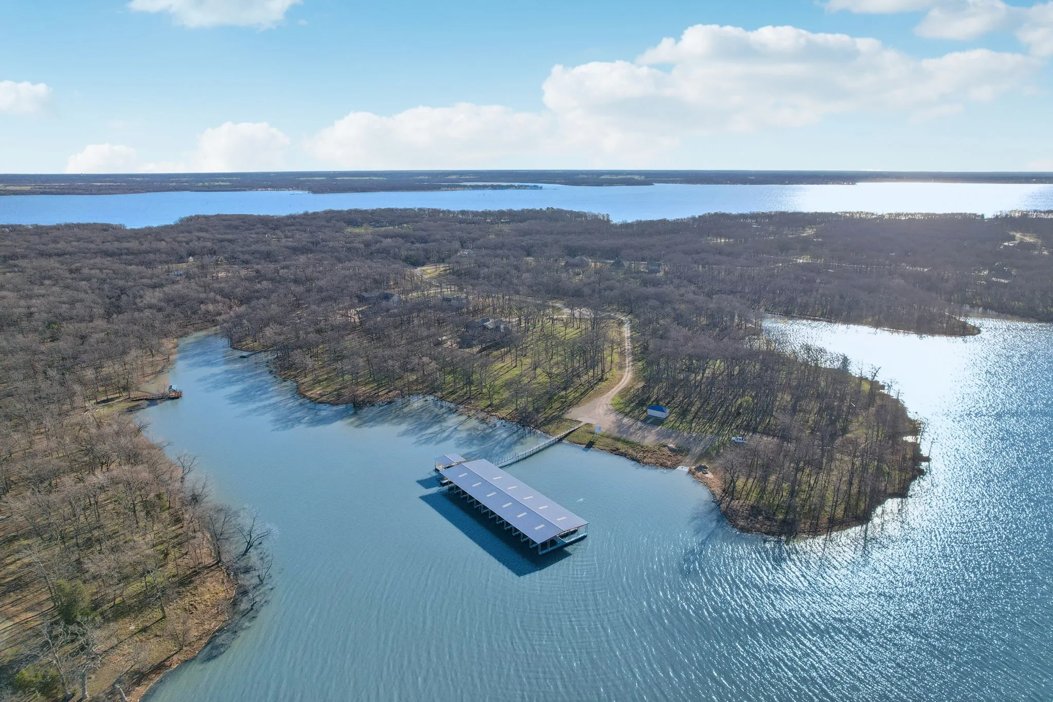 Unimproved Land For Sale in Hunt County , Lot 23 Vintage Shore Drive, Quinlan, Texas 75474, 0, 0, Garage spaces, 0 Sqft, built in 0, Price $350,000, mls#21257581, Real Estate Agent in Quinlan, Homes For Sale in Hunt county, Homes For Sale in Quinlan, Realtor in Quinlan Texas, Real Estate Brokerage Independent Realty Texas, Luminita Cordes Realtor