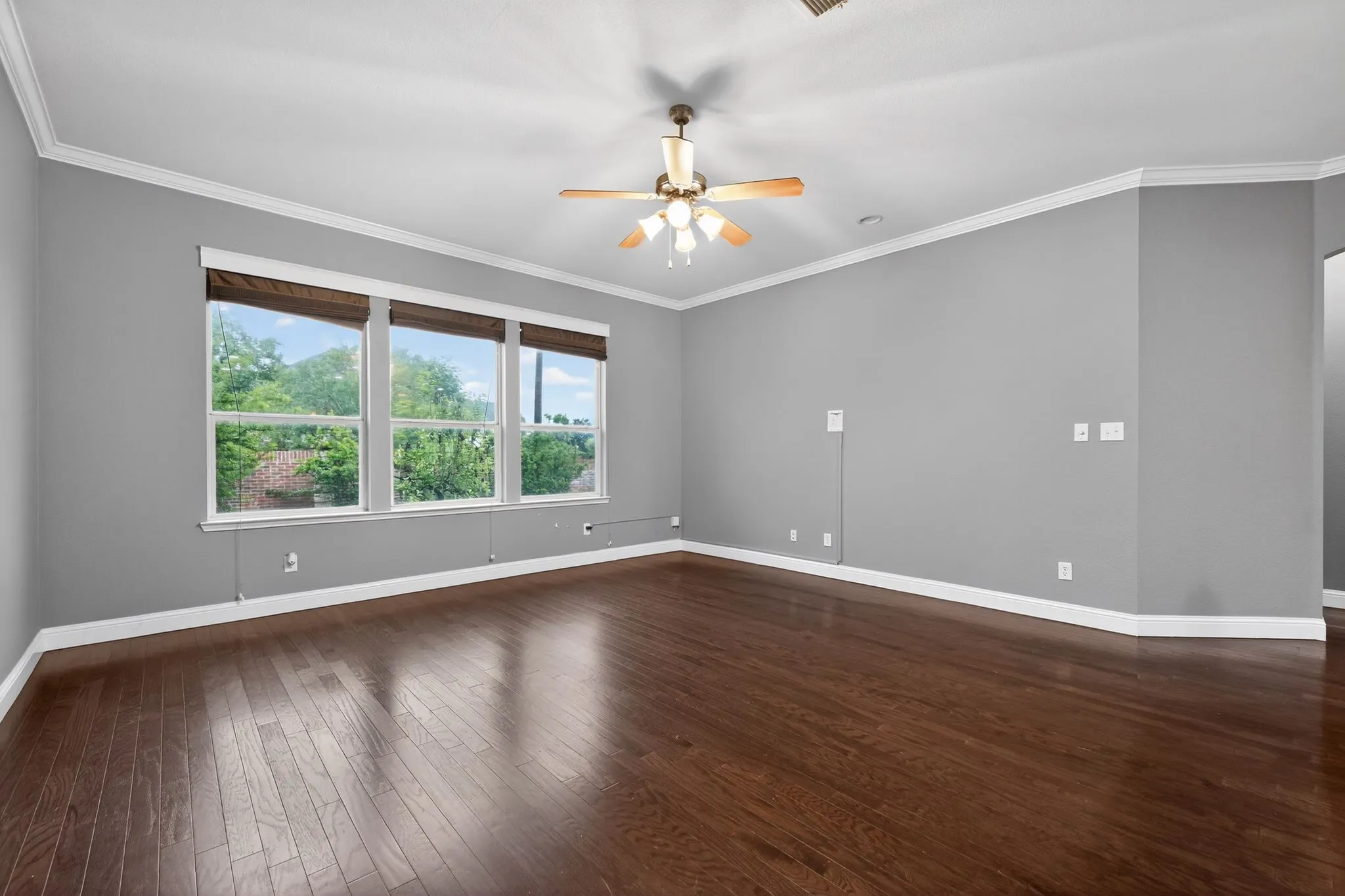 Single Family Residence For Sale in Tarrant County , 6308 Inverness Drive, North Richland Hills, Texas 76180, 3 Bedroom, 3 Bathroom, 3 Garage spaces, 2,841 Sqft, built in 2005, mls#21255128, Real Estate Agent in North Richland Hills, Homes For Sale in Tarrant county, Homes For Sale in North Richland Hills, Realtor in North Richland Hills Texas, Real Estate Brokerage Independent Realty Texas, Luminita Cordes Realtor