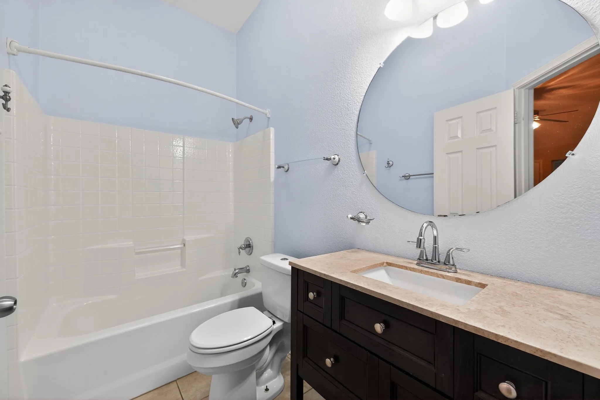 Single Family Residence For Sale in Tarrant County , 6308 Inverness Drive, North Richland Hills, Texas 76180, 3 Bedroom, 3 Bathroom, 3 Garage spaces, 2,841 Sqft, built in 2005, mls#21255128, Real Estate Agent in North Richland Hills, Homes For Sale in Tarrant county, Homes For Sale in North Richland Hills, Realtor in North Richland Hills Texas, Real Estate Brokerage Independent Realty Texas, Luminita Cordes Realtor