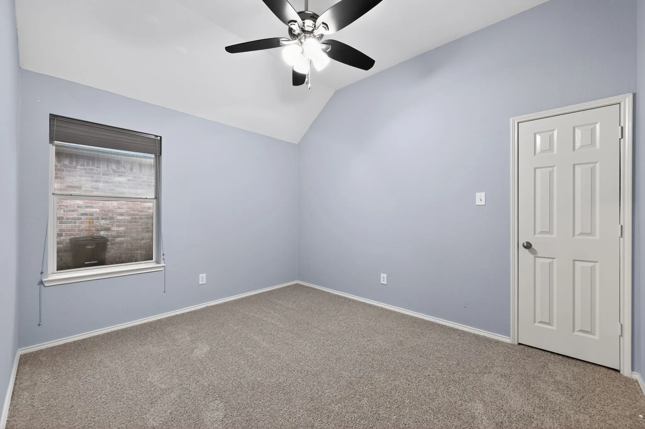 Single Family Residence For Sale in Tarrant County , 6308 Inverness Drive, North Richland Hills, Texas 76180, 3 Bedroom, 3 Bathroom, 3 Garage spaces, 2,841 Sqft, built in 2005, mls#21255128, Real Estate Agent in North Richland Hills, Homes For Sale in Tarrant county, Homes For Sale in North Richland Hills, Realtor in North Richland Hills Texas, Real Estate Brokerage Independent Realty Texas, Luminita Cordes Realtor