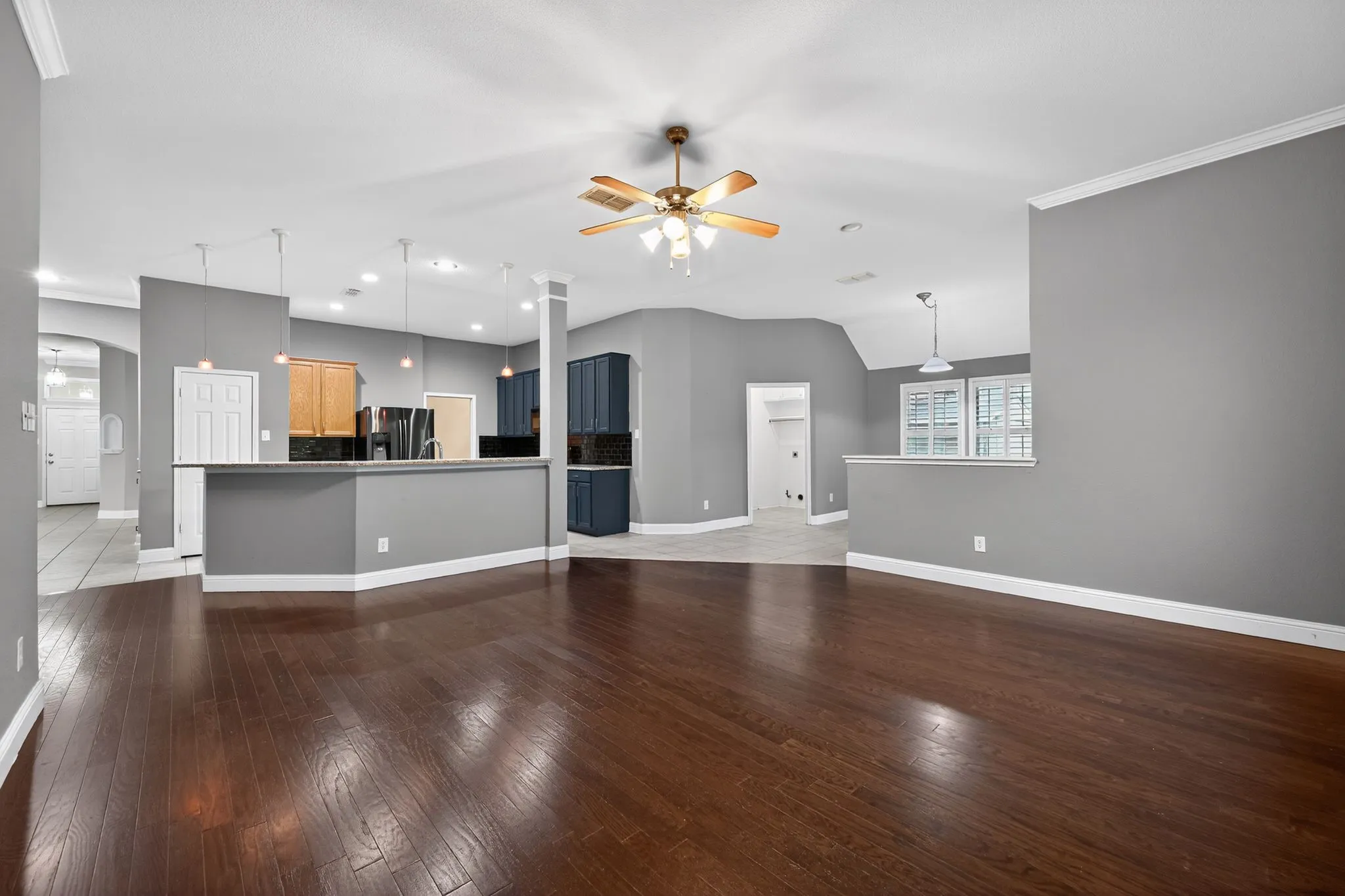 Single Family Residence For Sale in Tarrant County , 6308 Inverness Drive, North Richland Hills, Texas 76180, 3 Bedroom, 3 Bathroom, 3 Garage spaces, 2,841 Sqft, built in 2005, mls#21255128, Real Estate Agent in North Richland Hills, Homes For Sale in Tarrant county, Homes For Sale in North Richland Hills, Realtor in North Richland Hills Texas, Real Estate Brokerage Independent Realty Texas, Luminita Cordes Realtor