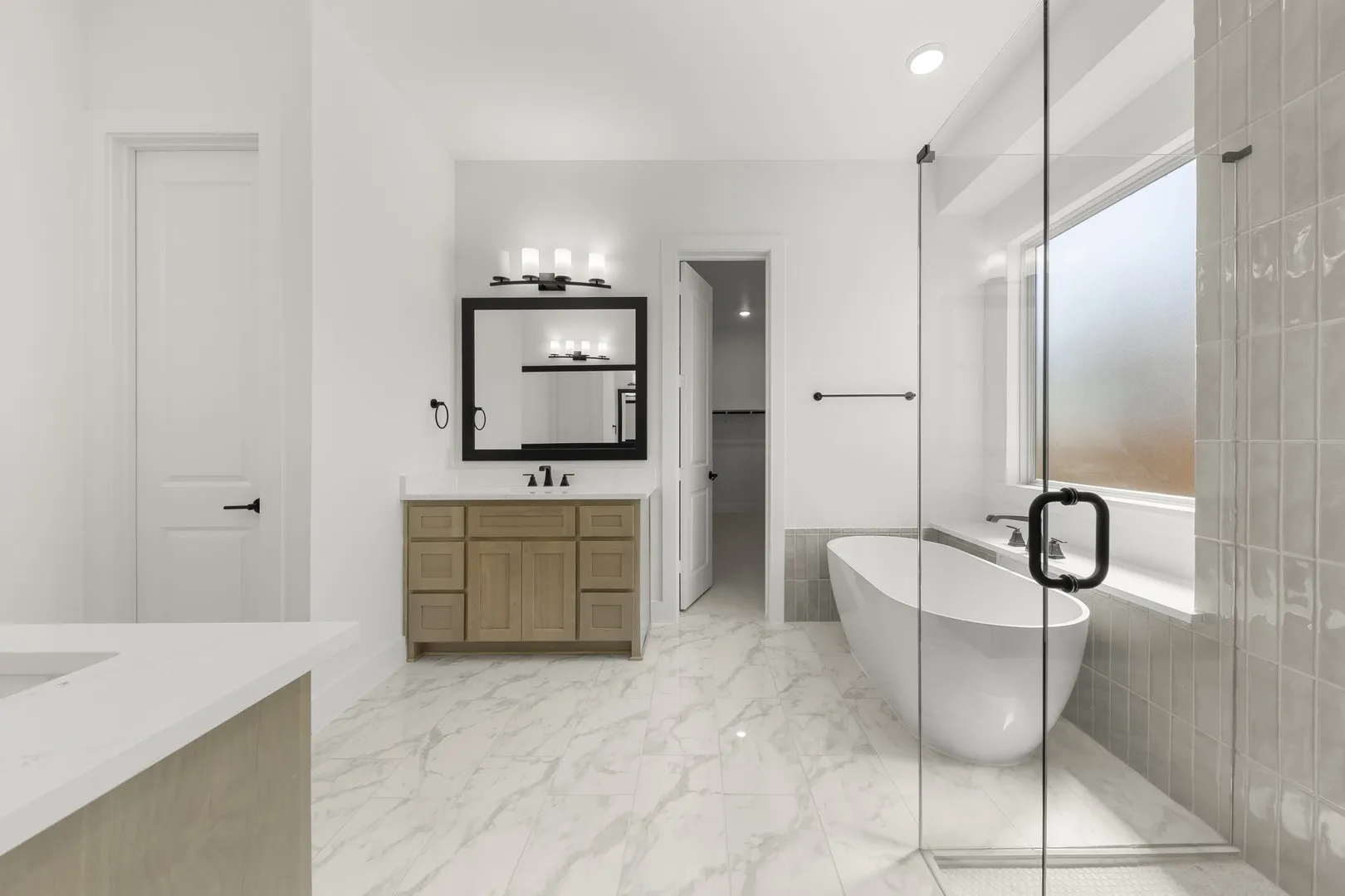 17. 12644 Beaver Creek - Bath