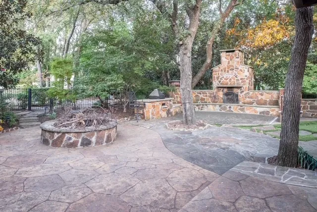 Single Family Residence For Sale in Collin County , 107 Avenida, Wylie, Texas 75098, 4 Bedroom, 4 Bathroom, 3 Garage spaces, 4,050 Sqft, built in 2006, Preowned, mls#21257601, Real Estate Agent in Wylie, Homes For Sale in Collin county, Homes For Sale in Wylie, Realtor in Wylie Texas, Real Estate Brokerage Independent Realty Texas, Luminita Cordes Realtor