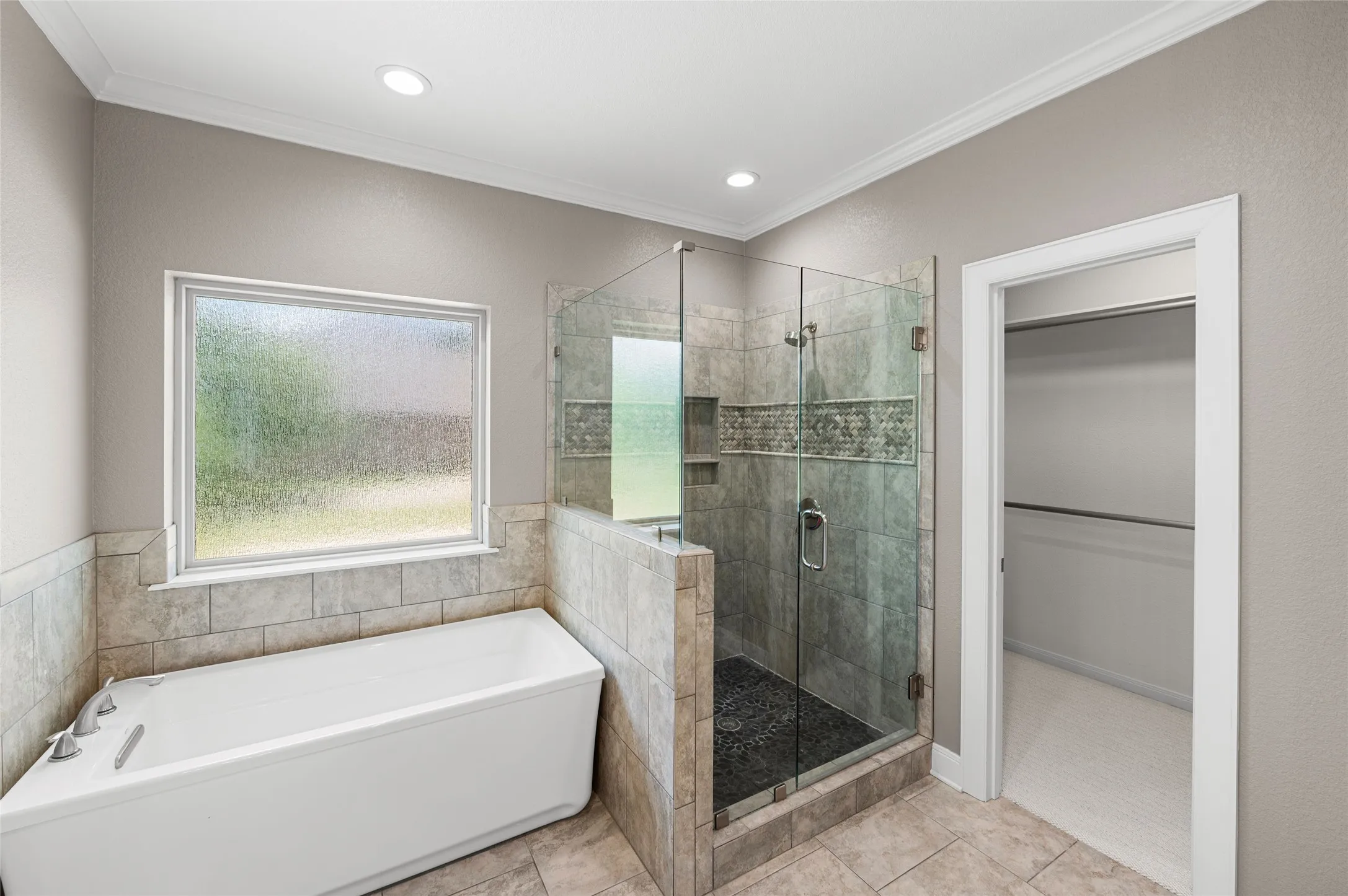 Single Family Residence For Sale in Wood County , 189 County Road 2321, Mineola, Texas 75773, 4 Bedrooms, 2 Bathrooms, 2 Garage spaces, 2,300 Sqft, built in 2015, Price $460,000, mls#21256521, Real Estate Agent in Mineola, Homes For Sale in Wood county, Homes For Sale in Mineola, Realtor in Mineola Texas, Real Estate Brokerage Independent Realty Texas, Luminita Cordes Realtor