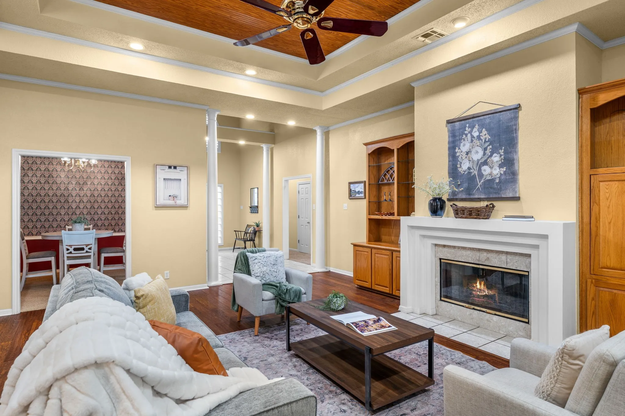 Single Family Residence For Sale in Mc Lennan County , 80 Sugar Creek Place, Woodway, Texas 76712, 3 Bedroom, 3 Bathroom, 2 Garage spaces, 2,816 Sqft, built in 1990, mls#21256517, Real Estate Agent in Woodway, Homes For Sale in Mc Lennan county, Homes For Sale in Woodway, Realtor in Woodway Texas, Real Estate Brokerage Independent Realty Texas, Luminita Cordes Realtor