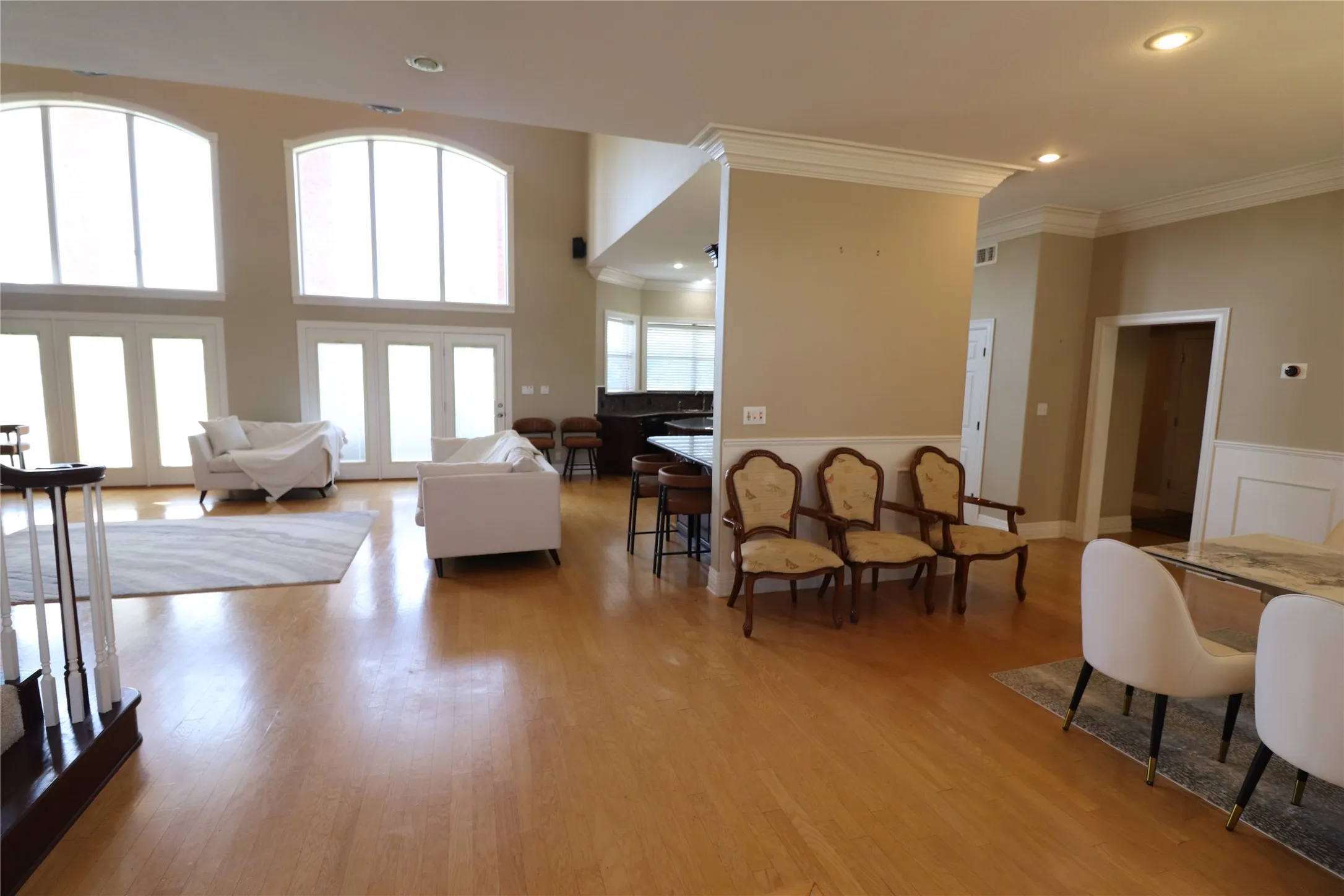 Single Family Residence For Sale in Clay County , 505 Country Club Drive, Henrietta, Texas 76365, 4 Bedrooms, 3 Bathrooms, 2 Garage spaces, 3,566 Sqft, built in 1998, Price $655,500, mls#21257642, Real Estate Agent in Henrietta, Homes For Sale in Clay county, Homes For Sale in Henrietta, Realtor in Henrietta Texas, Real Estate Brokerage Independent Realty Texas, Luminita Cordes Realtor