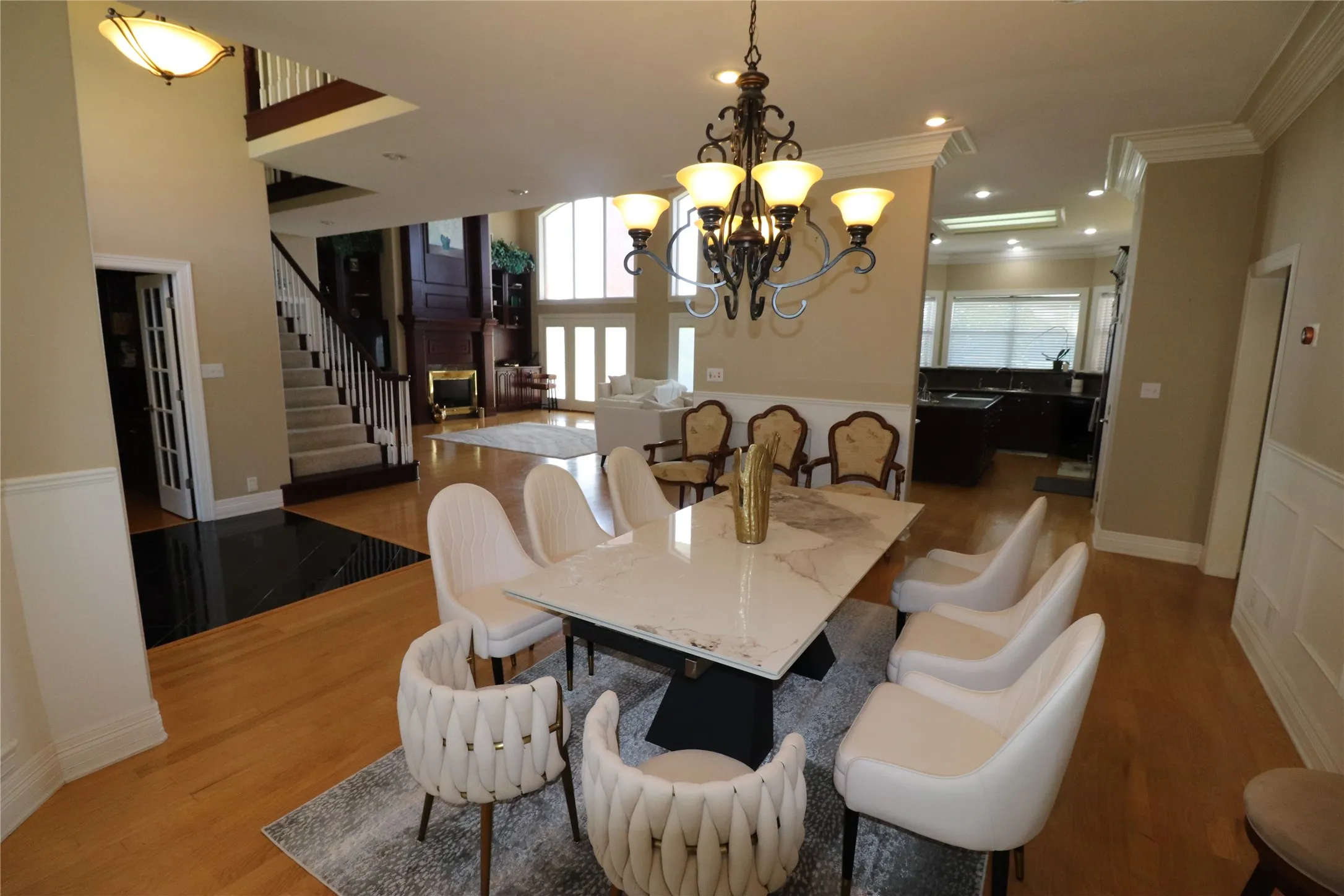Single Family Residence For Sale in Clay County , 505 Country Club Drive, Henrietta, Texas 76365, 4 Bedrooms, 3 Bathrooms, 2 Garage spaces, 3,566 Sqft, built in 1998, Price $655,500, mls#21257642, Real Estate Agent in Henrietta, Homes For Sale in Clay county, Homes For Sale in Henrietta, Realtor in Henrietta Texas, Real Estate Brokerage Independent Realty Texas, Luminita Cordes Realtor