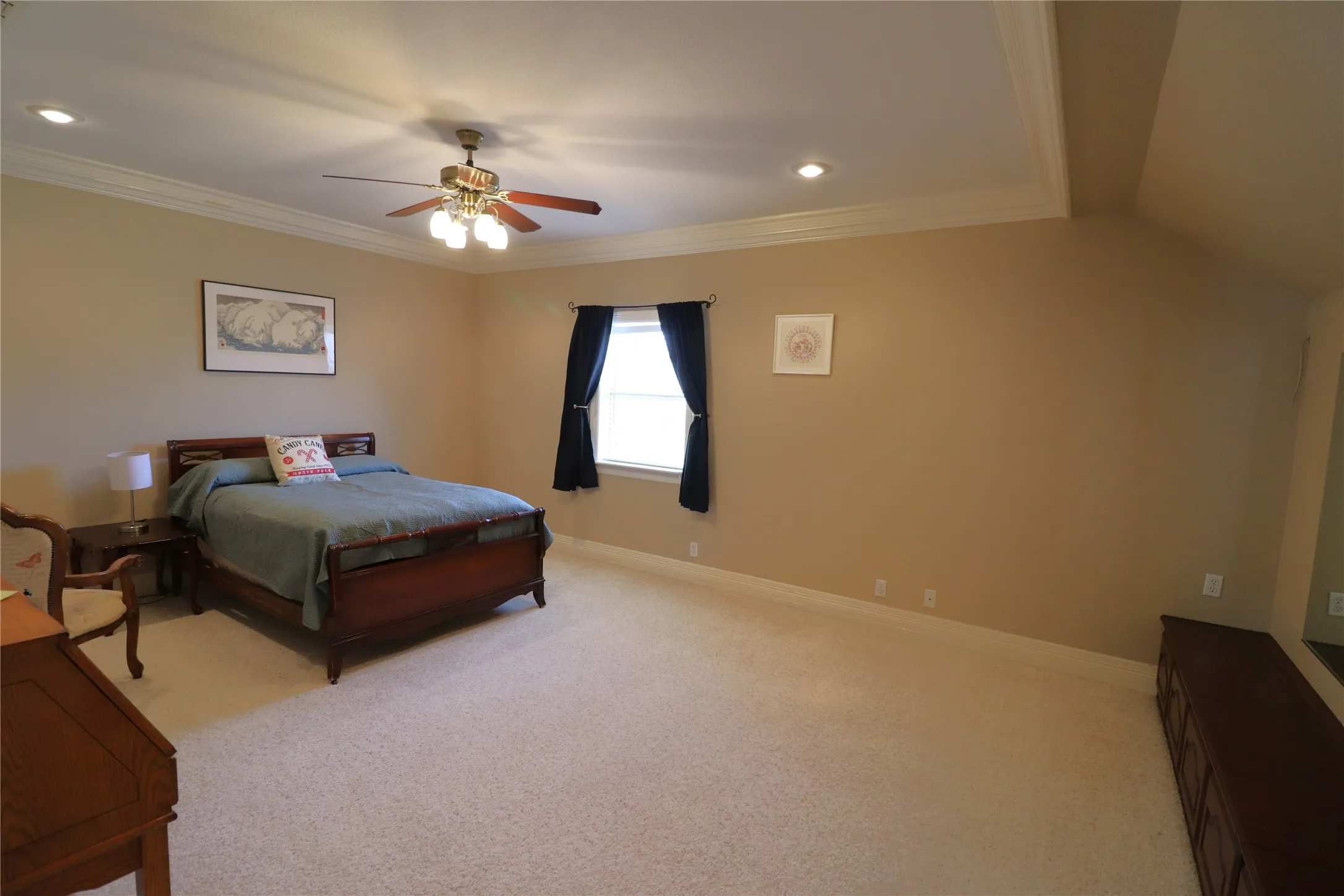 Single Family Residence For Sale in Clay County , 505 Country Club Drive, Henrietta, Texas 76365, 4 Bedrooms, 3 Bathrooms, 2 Garage spaces, 3,566 Sqft, built in 1998, Price $655,500, mls#21257642, Real Estate Agent in Henrietta, Homes For Sale in Clay county, Homes For Sale in Henrietta, Realtor in Henrietta Texas, Real Estate Brokerage Independent Realty Texas, Luminita Cordes Realtor