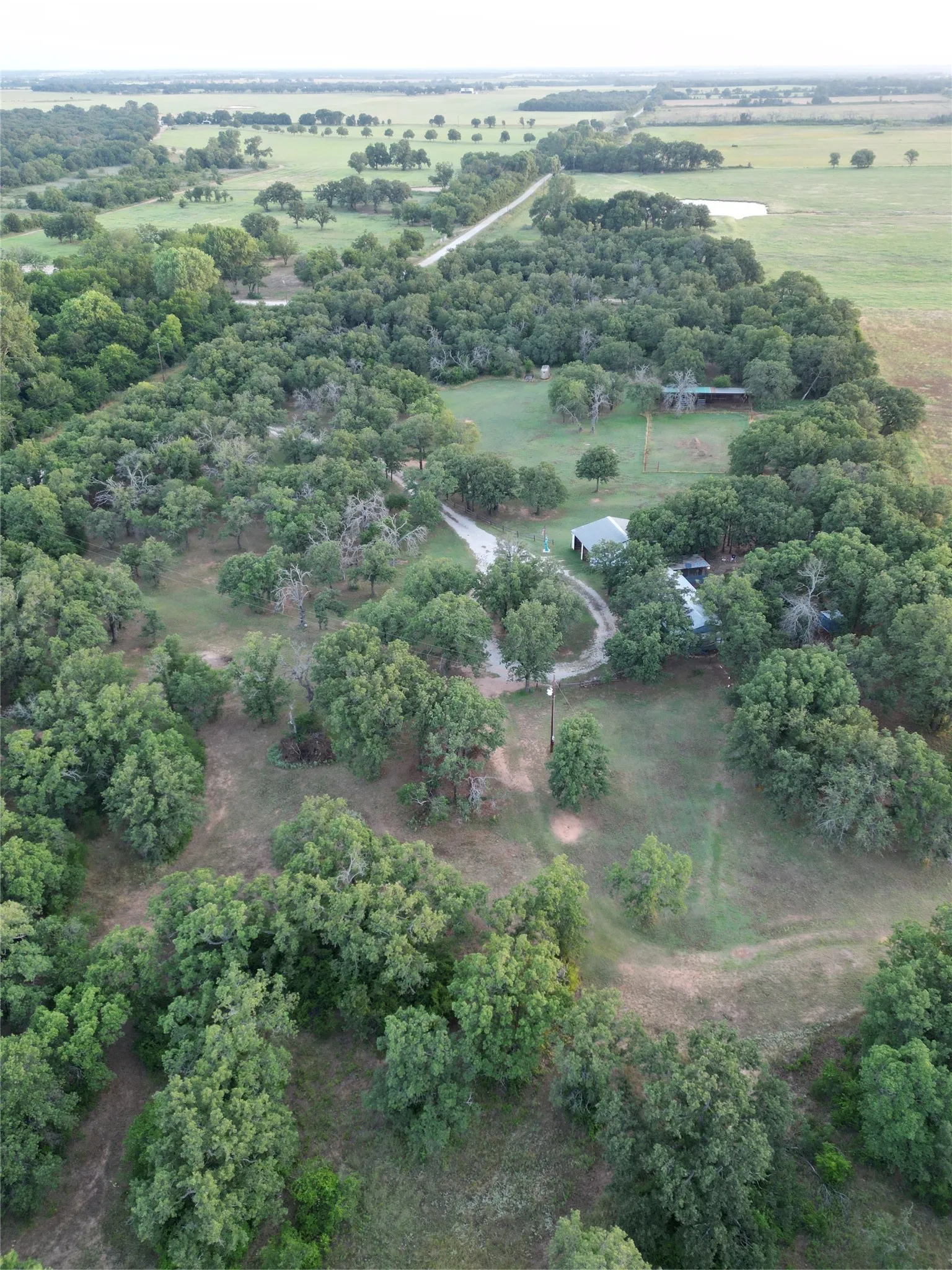 Mobile Home For Sale in Eastland County , 1625 County Road 281, Carbon, Texas 76435, 3 Bedroom, 2 Bathroom, Garage spaces, 1,216 Sqft, built in 1992, mls#21252751, Real Estate Agent in Carbon, Homes For Sale in Eastland county, Homes For Sale in Carbon, Realtor in Carbon Texas, Real Estate Brokerage Independent Realty Texas, Luminita Cordes Realtor