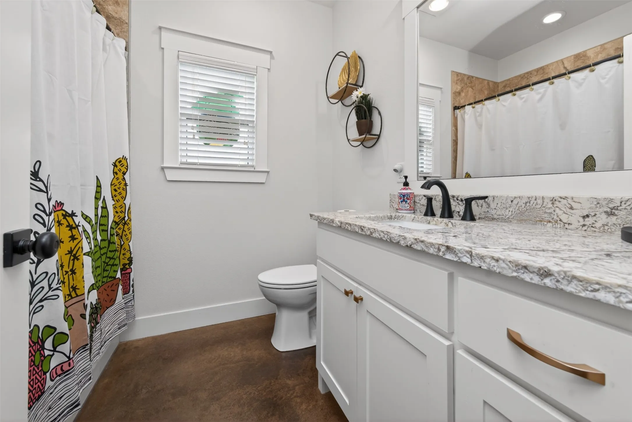 Single Family Residence For Sale in Henderson County , 6371 Mill Run Road, Athens, Texas 75751, 4 Bedroom, 2 Bathroom, 2 Garage spaces, 1,763 Sqft, built in 2021, mls#21244149, Real Estate Agent in Athens, Homes For Sale in Henderson county, Homes For Sale in Athens, Realtor in Athens Texas, Real Estate Brokerage Independent Realty Texas, Luminita Cordes Realtor