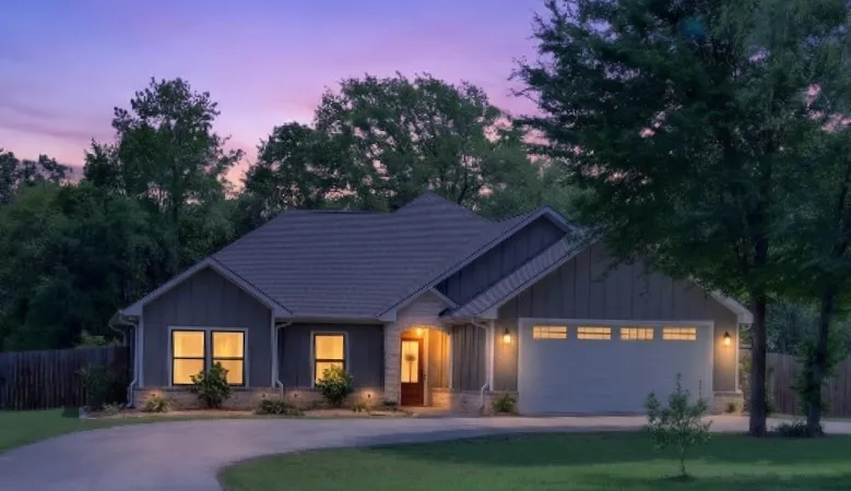 Single Family Residence For Sale in Henderson County , 6371 Mill Run Road, Athens, Texas 75751, 4 Bedroom, 2 Bathroom, 2 Garage spaces, 1,763 Sqft, built in 2021, mls#21244149, Real Estate Agent in Athens, Homes For Sale in Henderson county, Homes For Sale in Athens, Realtor in Athens Texas, Real Estate Brokerage Independent Realty Texas, Luminita Cordes Realtor