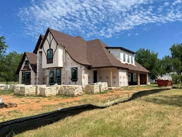 Single Family Residence For Sale in Hood County , 1842 Cirrus Loop, Granbury, Texas 76049, 4 Bedrooms, 4 Bathrooms, 4 Garage spaces, 3,755 Sqft, built in 2026, Price $1,499,999, mls#21257667, Real Estate Agent in Granbury, Homes For Sale in Hood county, Homes For Sale in Granbury, Realtor in Granbury Texas, Real Estate Brokerage Independent Realty Texas, Luminita Cordes Realtor